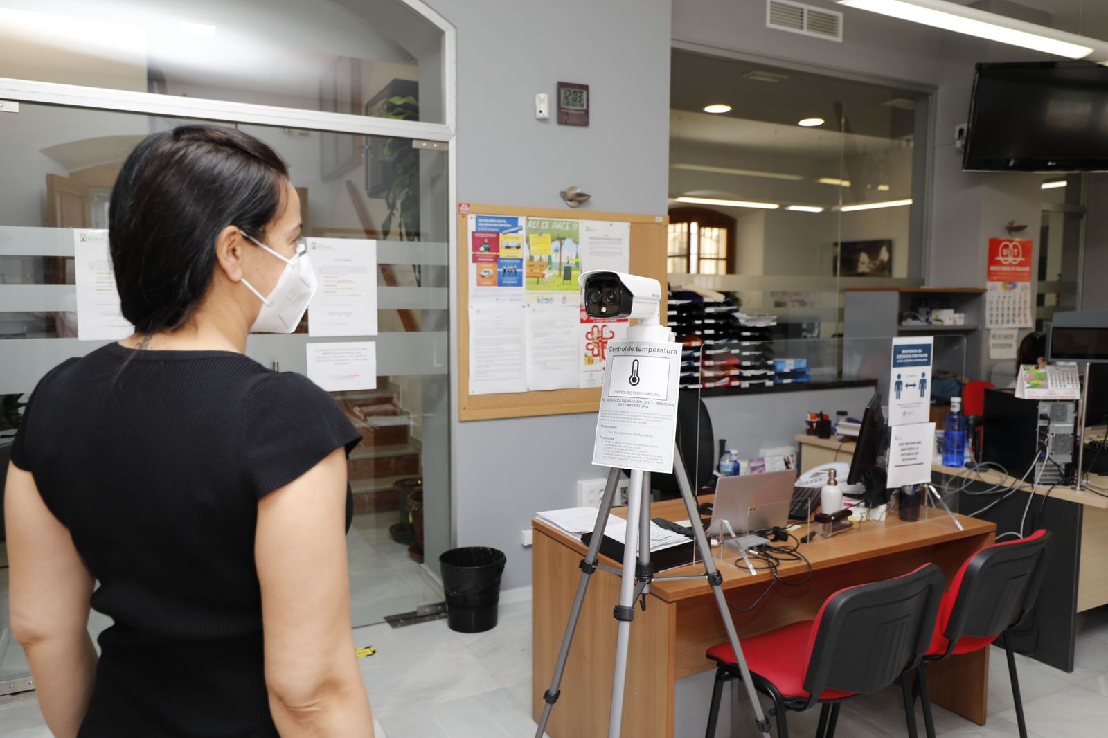 Las pantallas térmicas se instalarán en las dependencias de Plaza de los Naranjos y la Tenencia de Alcaldía de San Pedro.