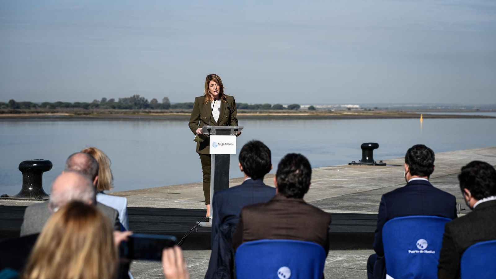 Pilar Miranda en la presentación del acto.