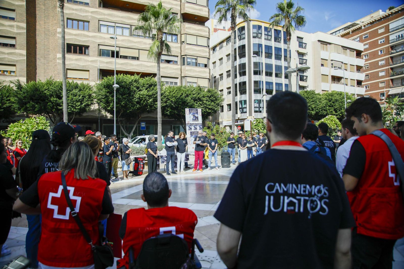 Imágenes de la campaña "Camino de Santiago" para celebrar el día de las personas sin hogar en Almería