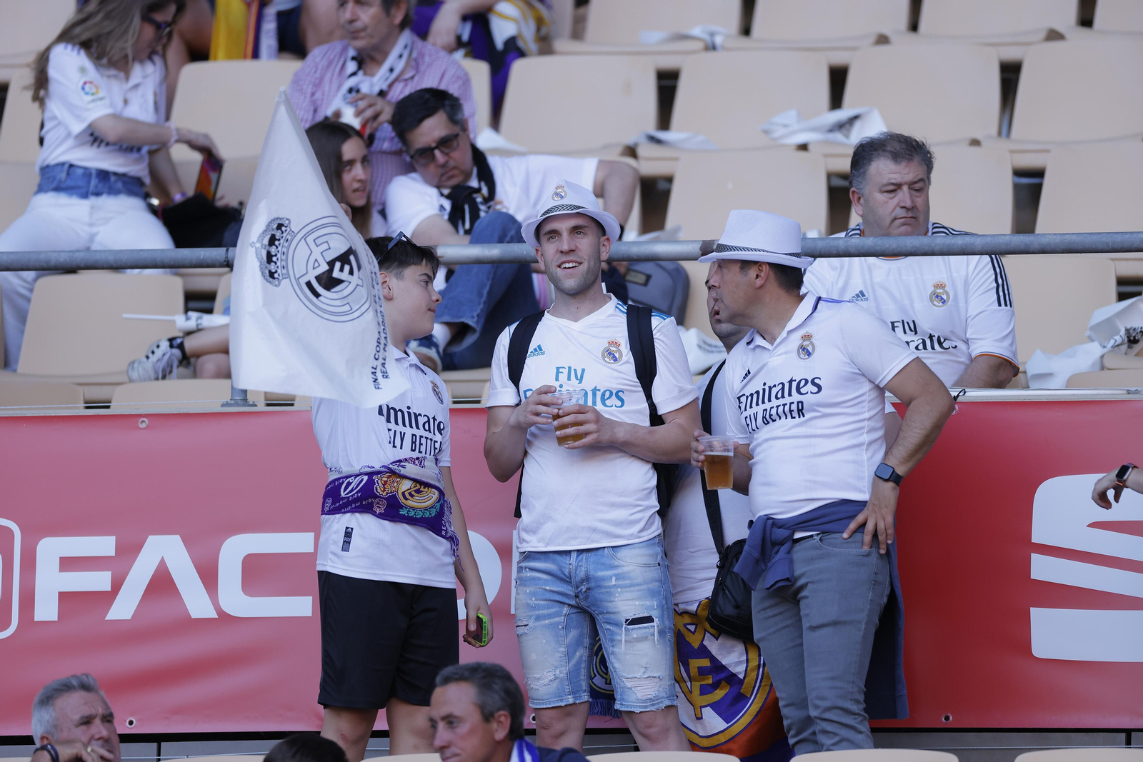 Búscate en las fotos de la final de la Copa del Rey entre el Madrid y el Osasuna