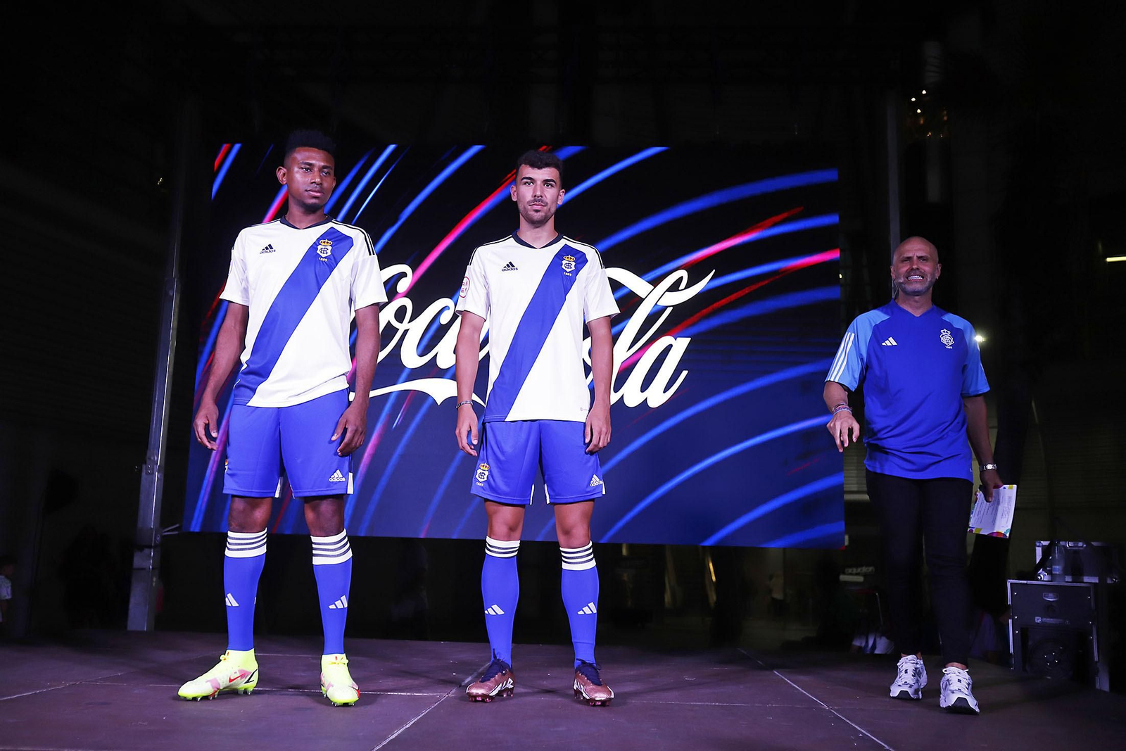 Imágenes de las nuevas equipaciones del Recreativo de Huelva para la temporada 2023/24