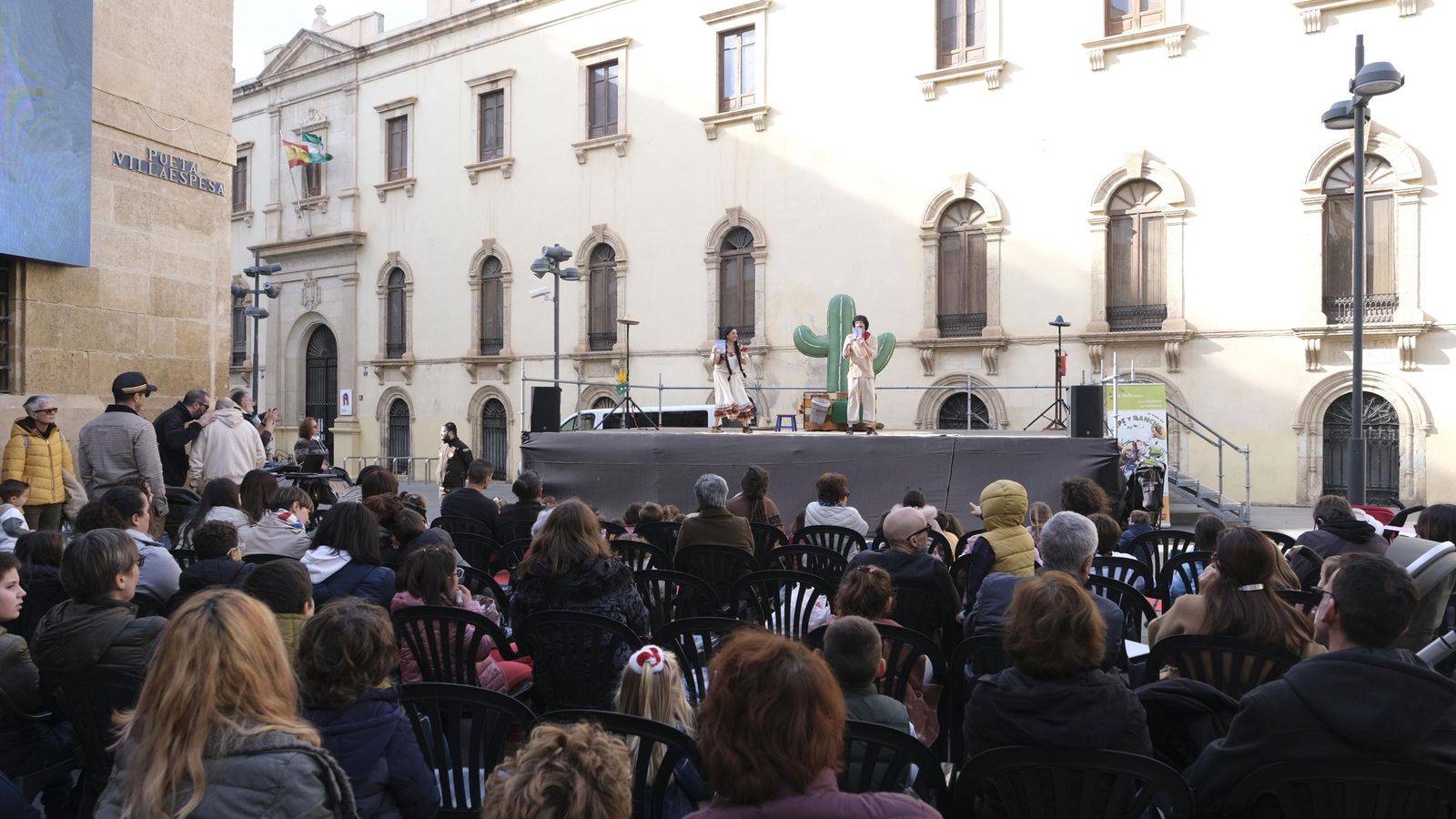 ‘El viaje de Lupe y Pancho’ llenó de público la Plaza Pablo Cazard.