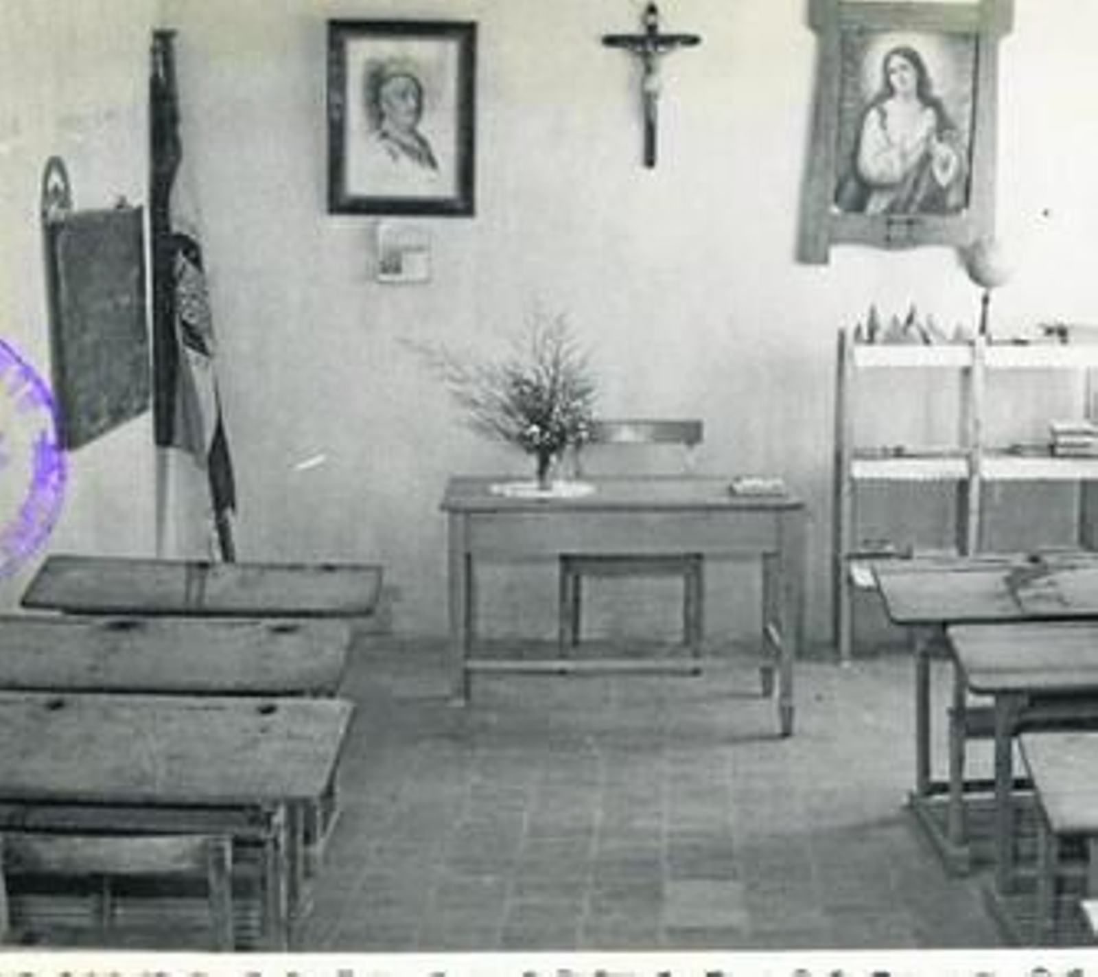 Fotografía de una escuela de Oria, que se expone en la muestra.