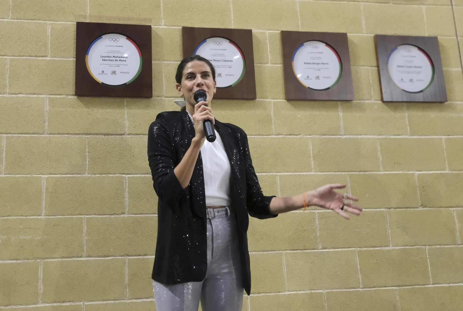 El merecido reconocimiento de Córdoba a Lourdes Mohedano, en imágenes