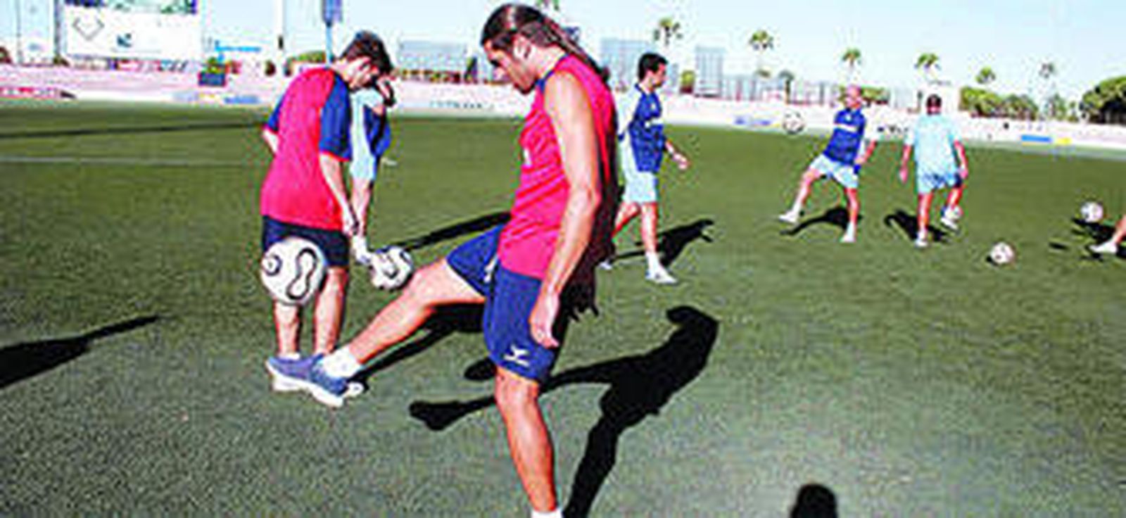 Alberto Merino está en la agenda de Los Barrios.