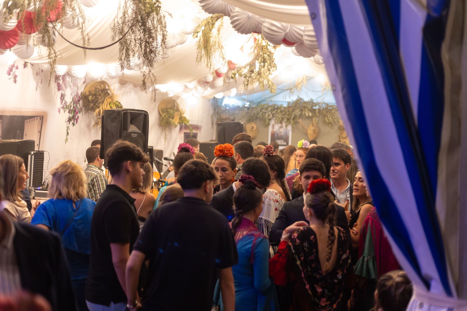 Feria del Caballo 2023: Imágenes del ambiente en la noche del sábado