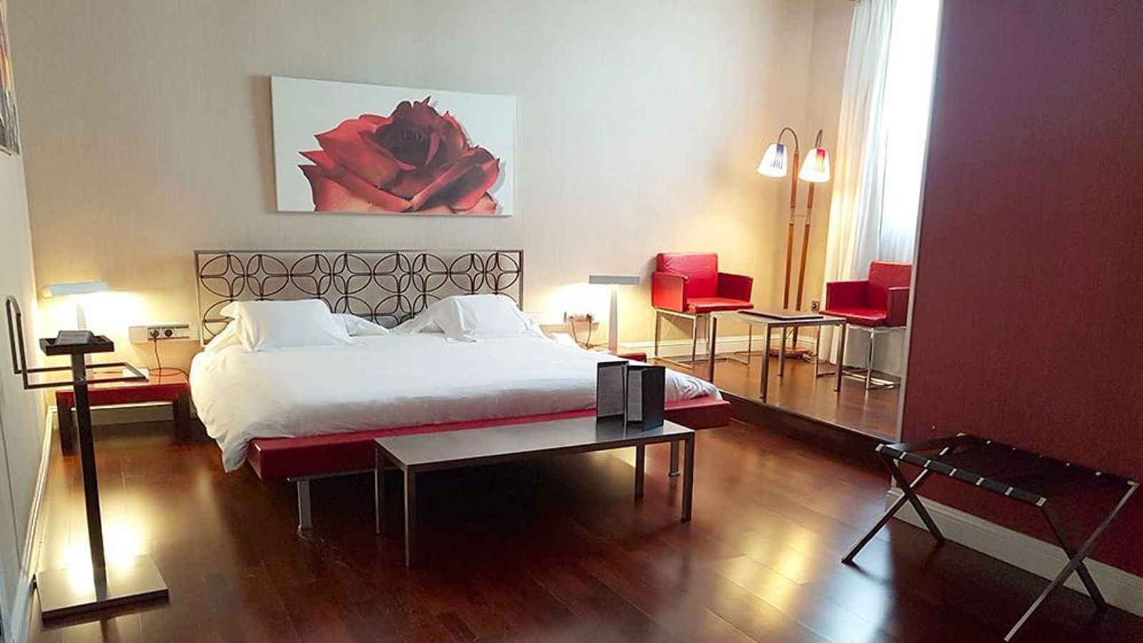 Una de las habitaciones del Hotel Palacio Garvey. Una de las habitaciones del Hotel Palacio Garvey.