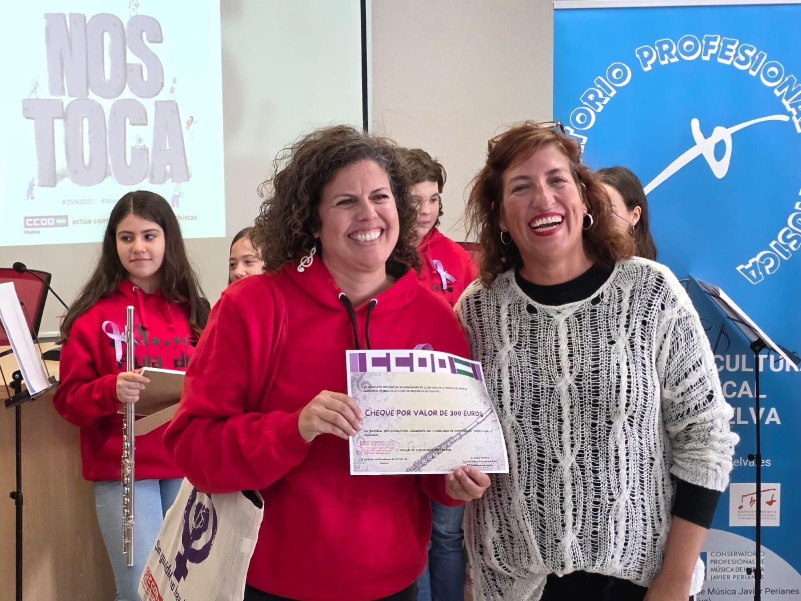 Entrega del premio al conservatorio.