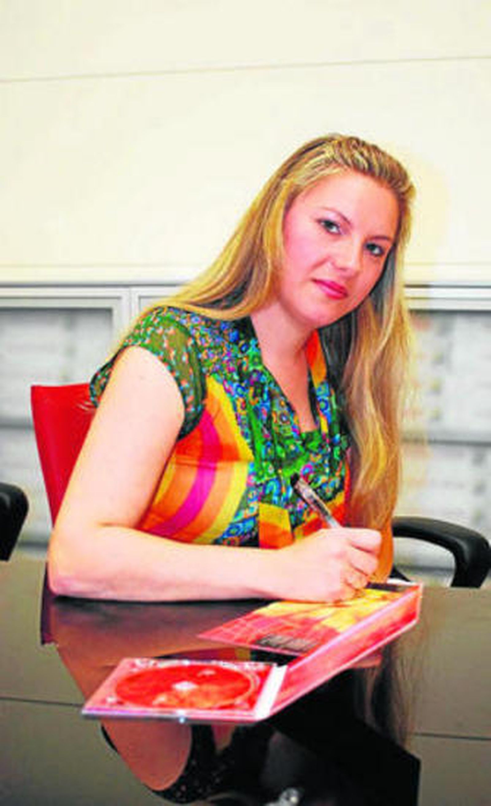 Montse Pérez está ilusionada con su nuevo disco.