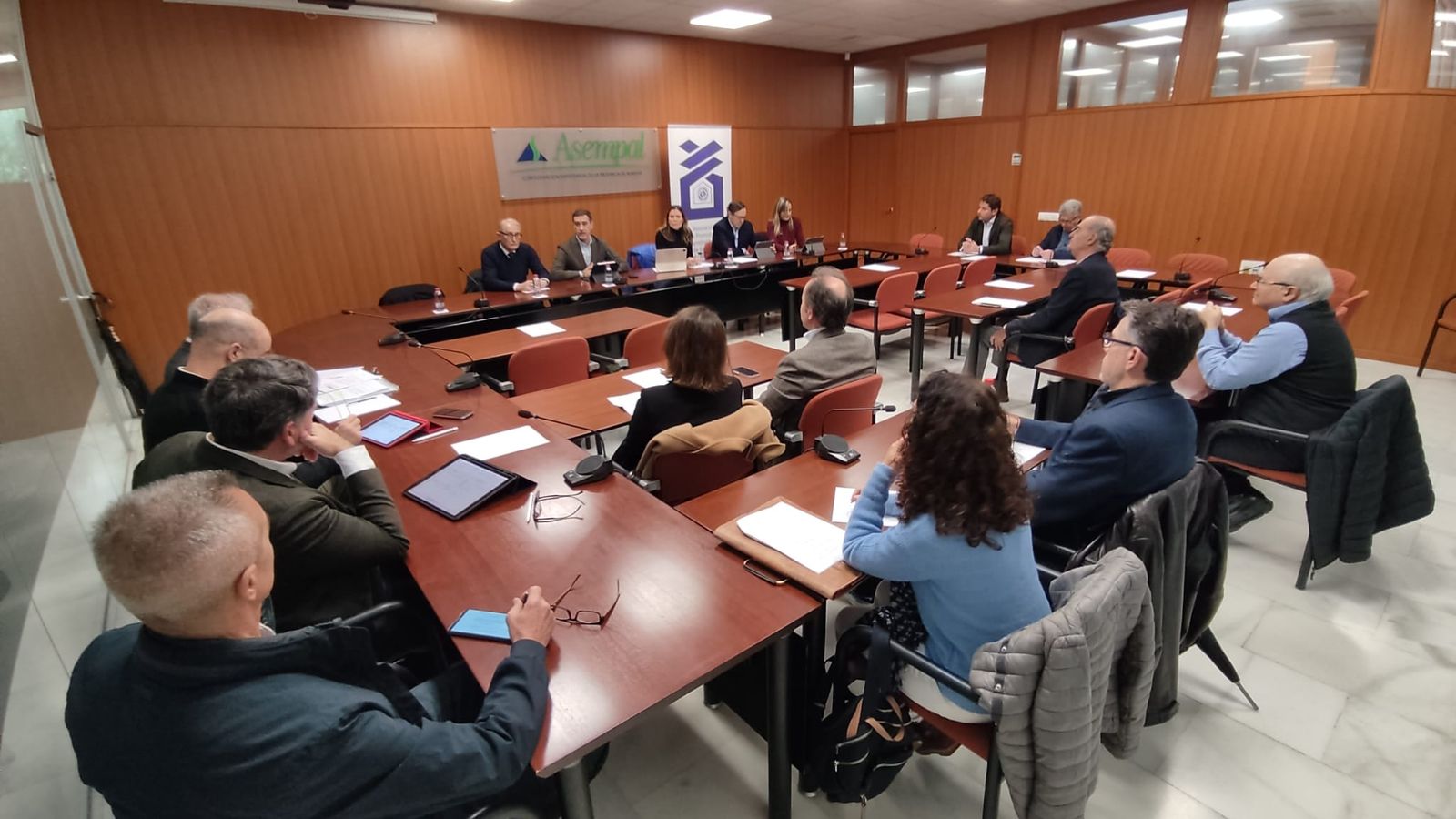 Reunión del PP con la Asociación de Promotores.