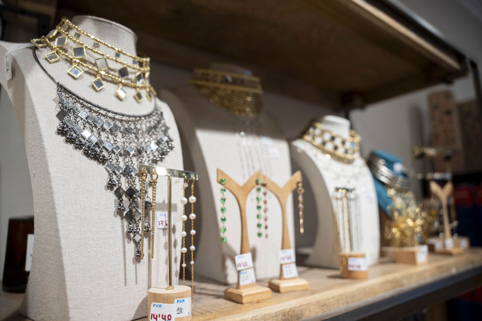 Tres comercios del centro de Almería lanzan un sorteo especial por San Valentín