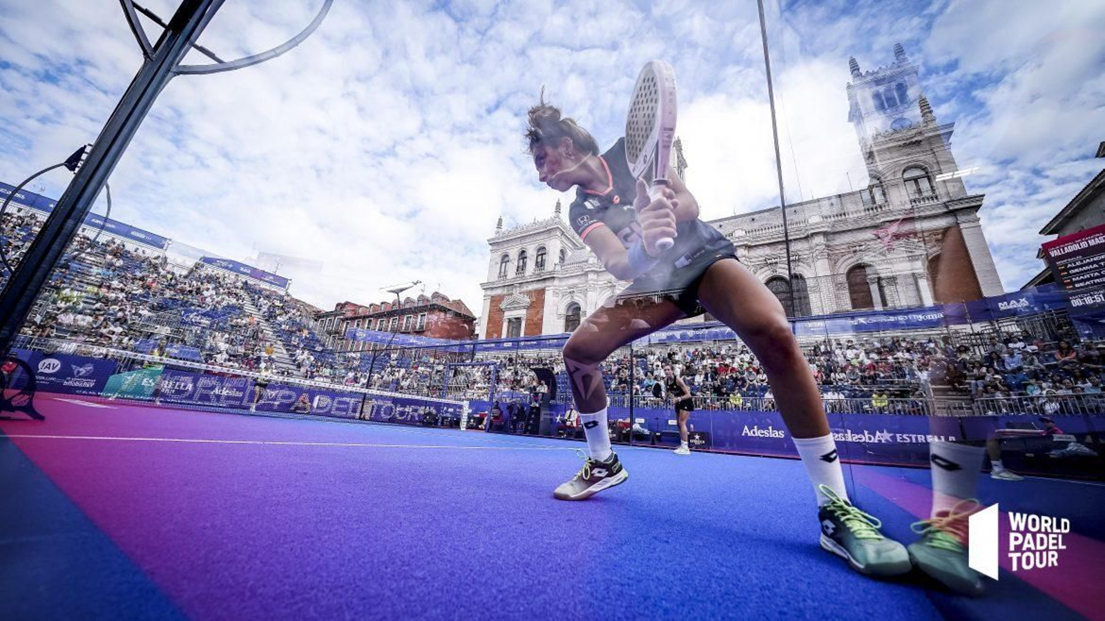 Bea González, en la Plaza Mayor de Valladolid.