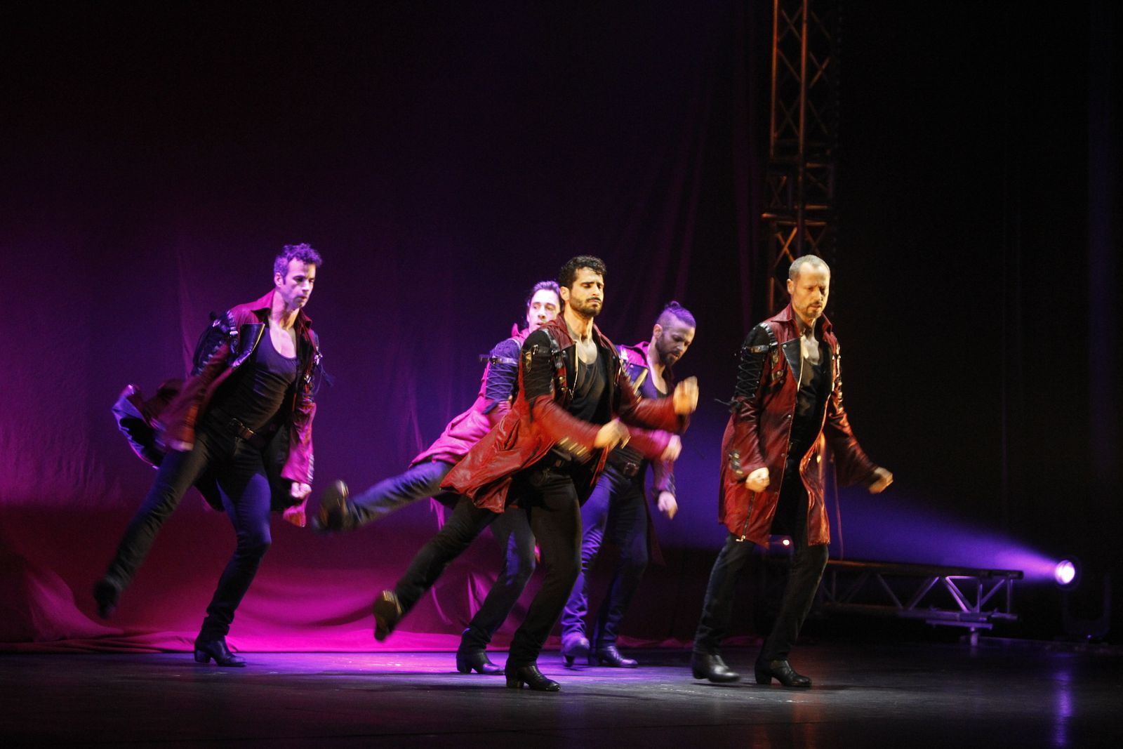 Las imágenes de la actuación del grupo Los Vivancos