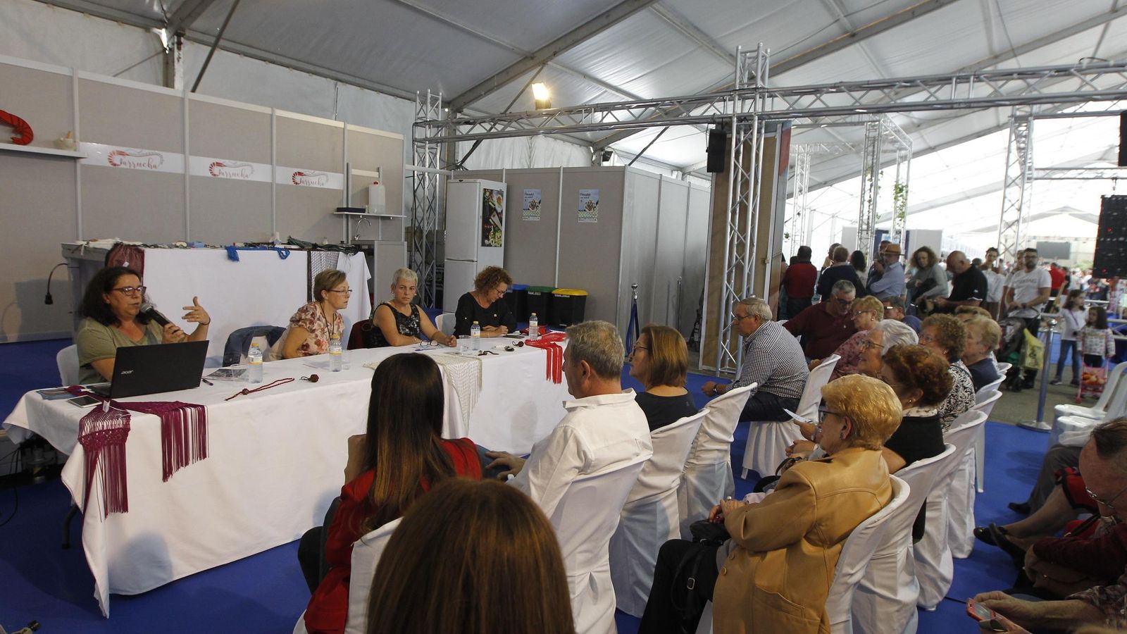 Ponentes de la mesa redonda.