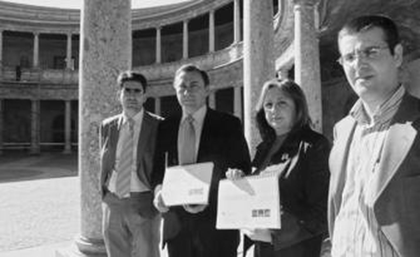 María del Mar Villafranca y los autores del estudio presentaron ayer los resultados.