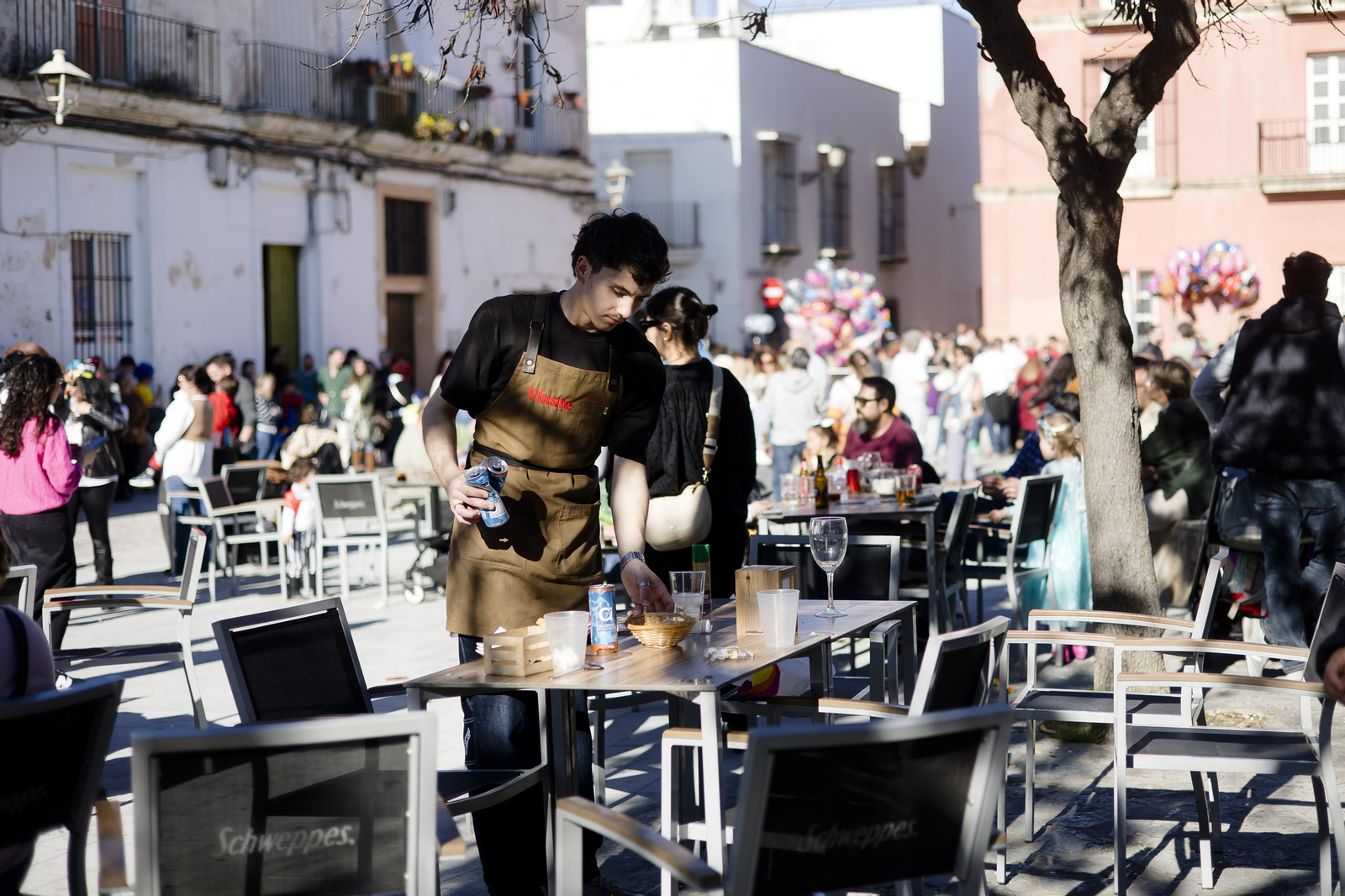 Búscate en las imágenes de la cabalgata de carnaval del Puerto de Santa María