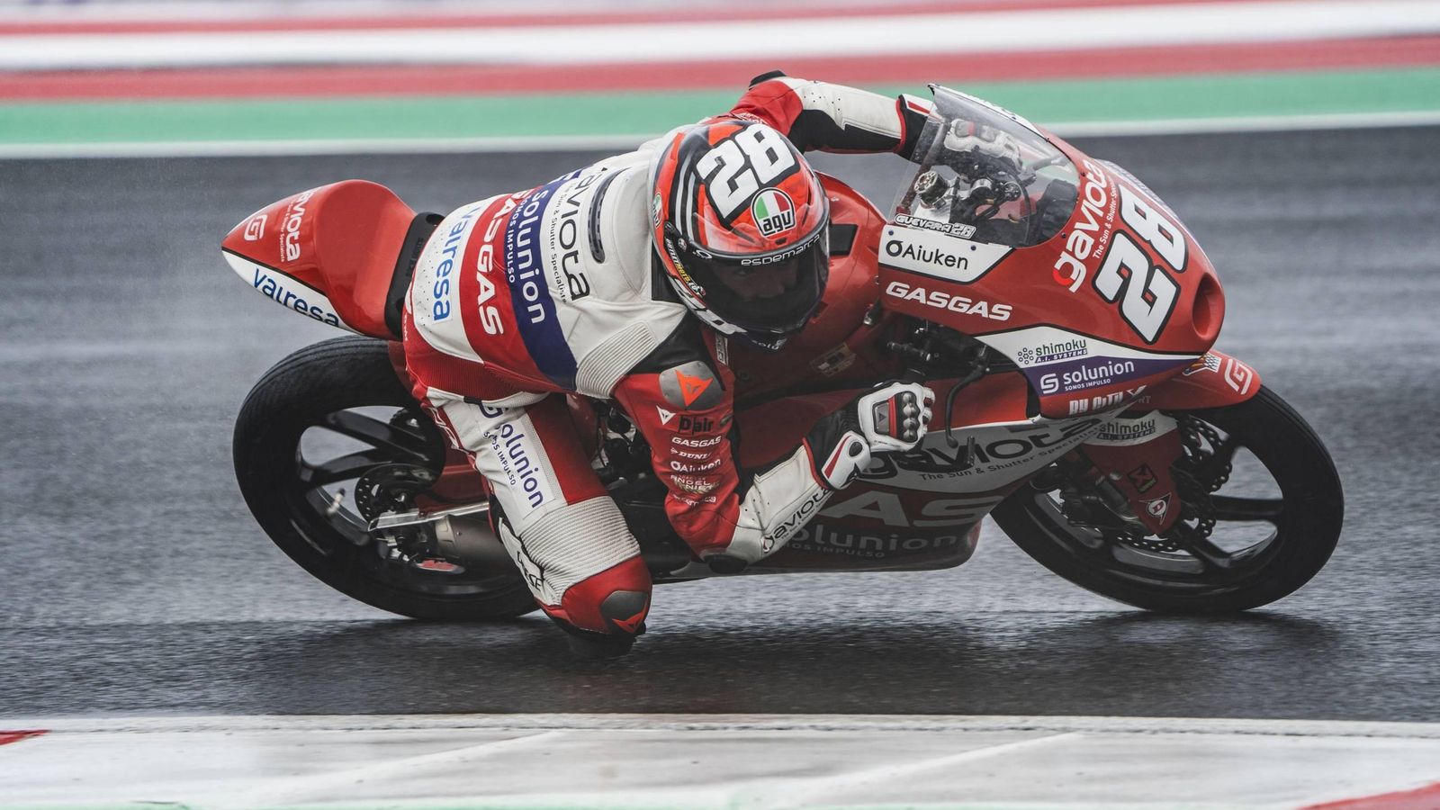 Izan Guevara pilotará por primera vez en Termas de Río Hondo.