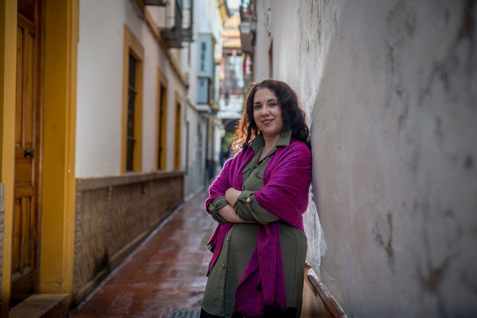 Fátima Fernández Baena amplía su bibliografía con este primer poemario: ‘Y beberme los vientos’.