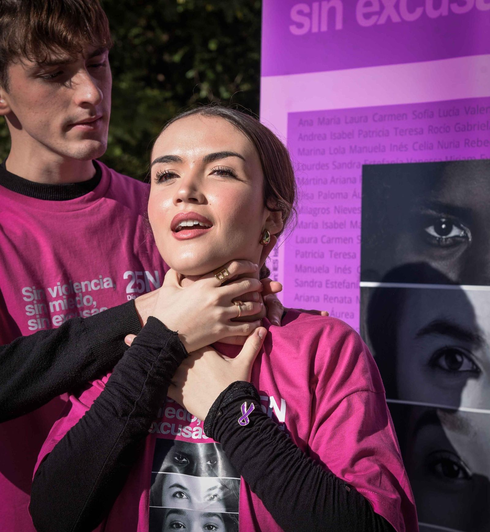 El 'flashmob' con motivo del 25-N, Día Internacional Contra la Violencia hacia las Mujeres