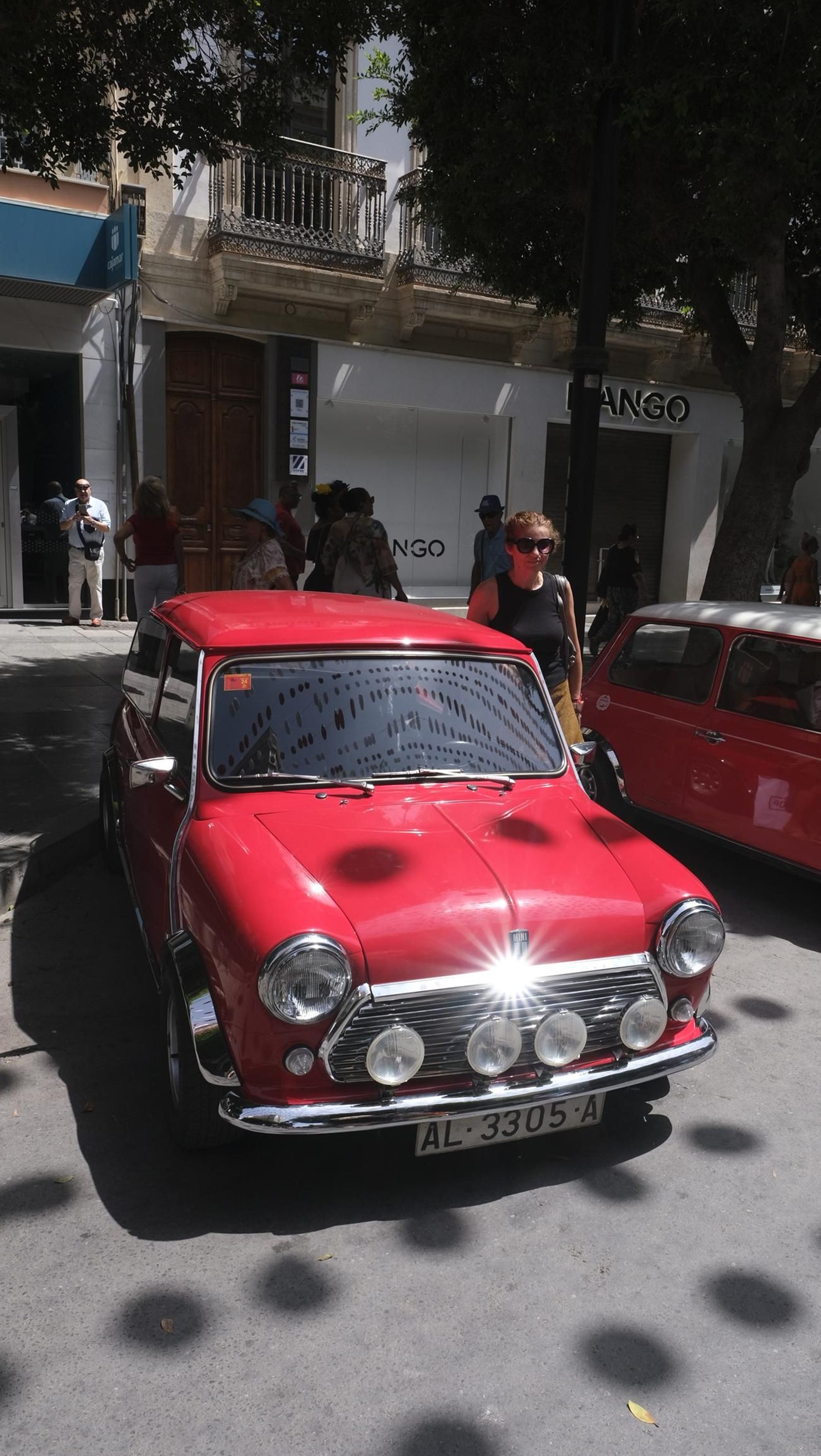 Los Seat 600 y los Mini en la Feria de Almería 2024, en imágenes