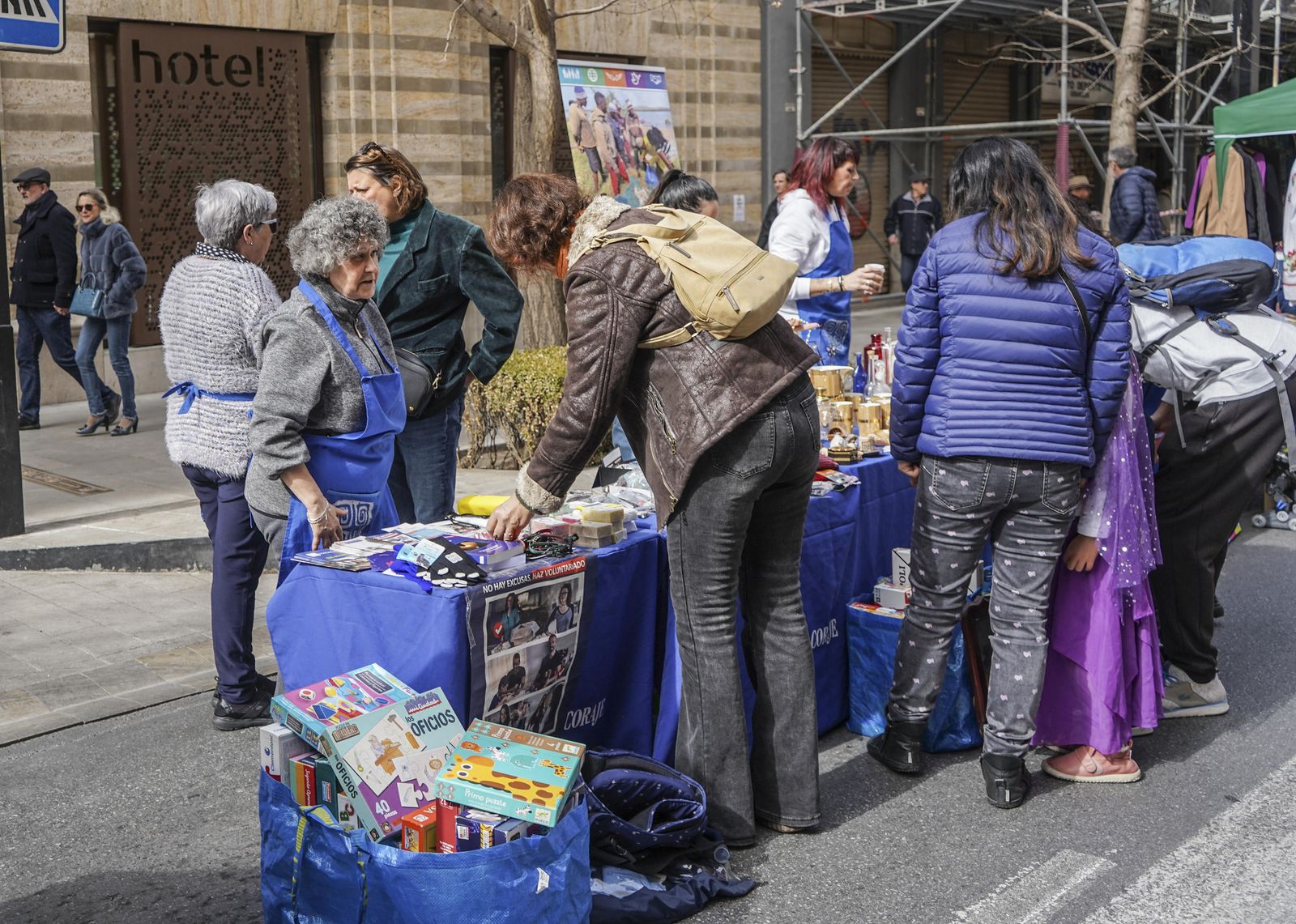 El Día Sin Coche llena de ciudadanos la Gran Vía de Granada