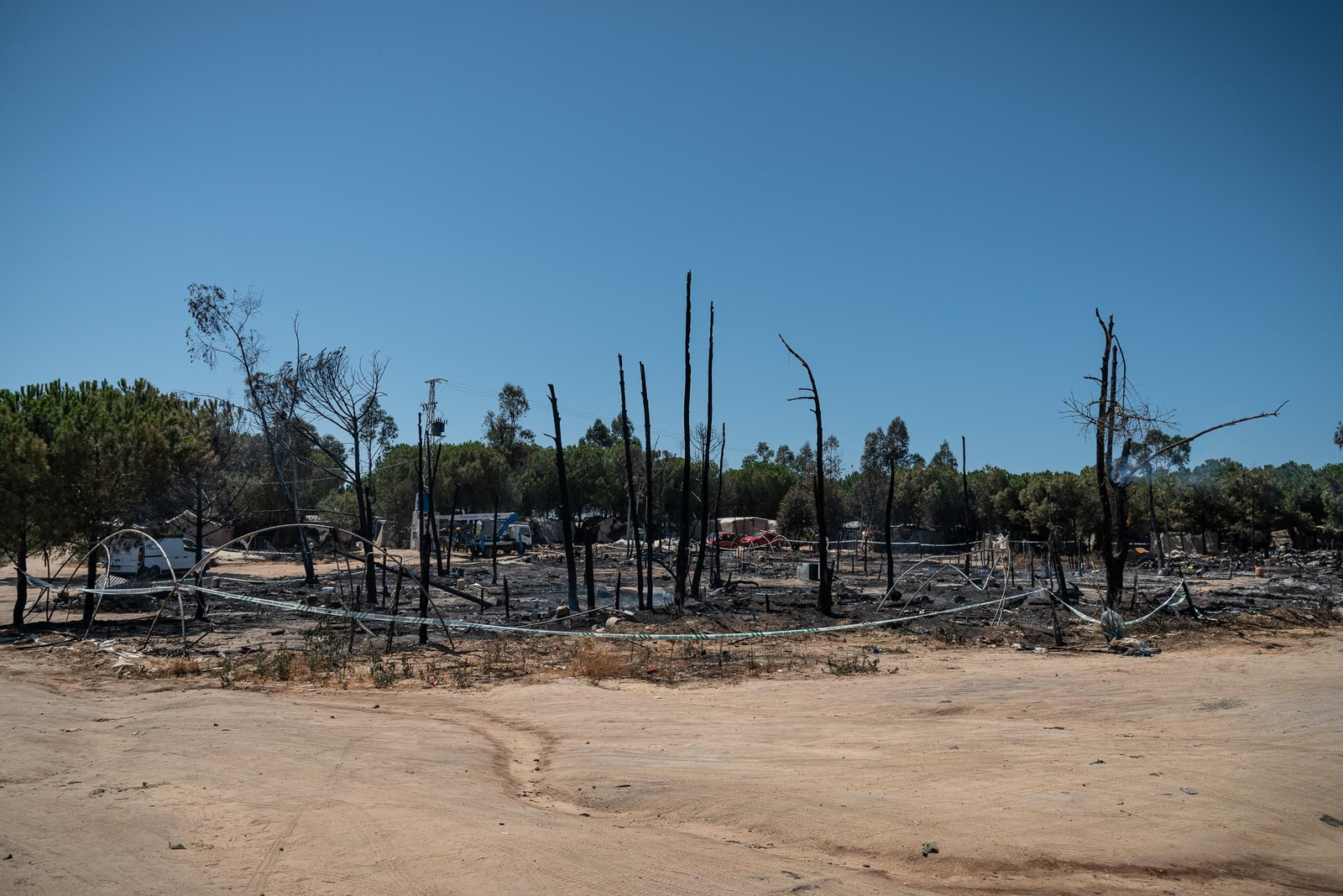 Imágenes del incendio del poblado chabolista de Lucena del Puerto