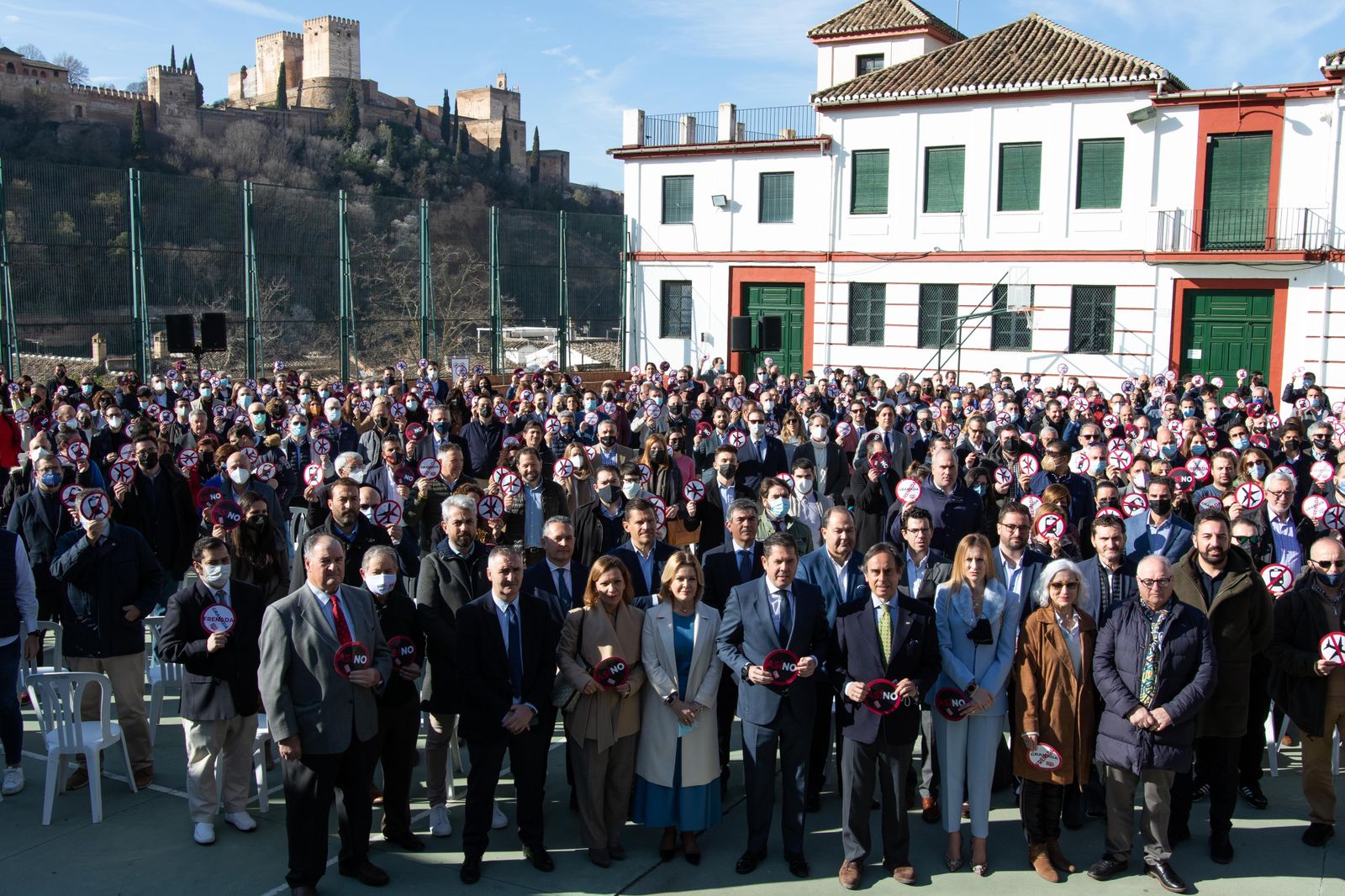 Momento de concentración celebrado en el acto