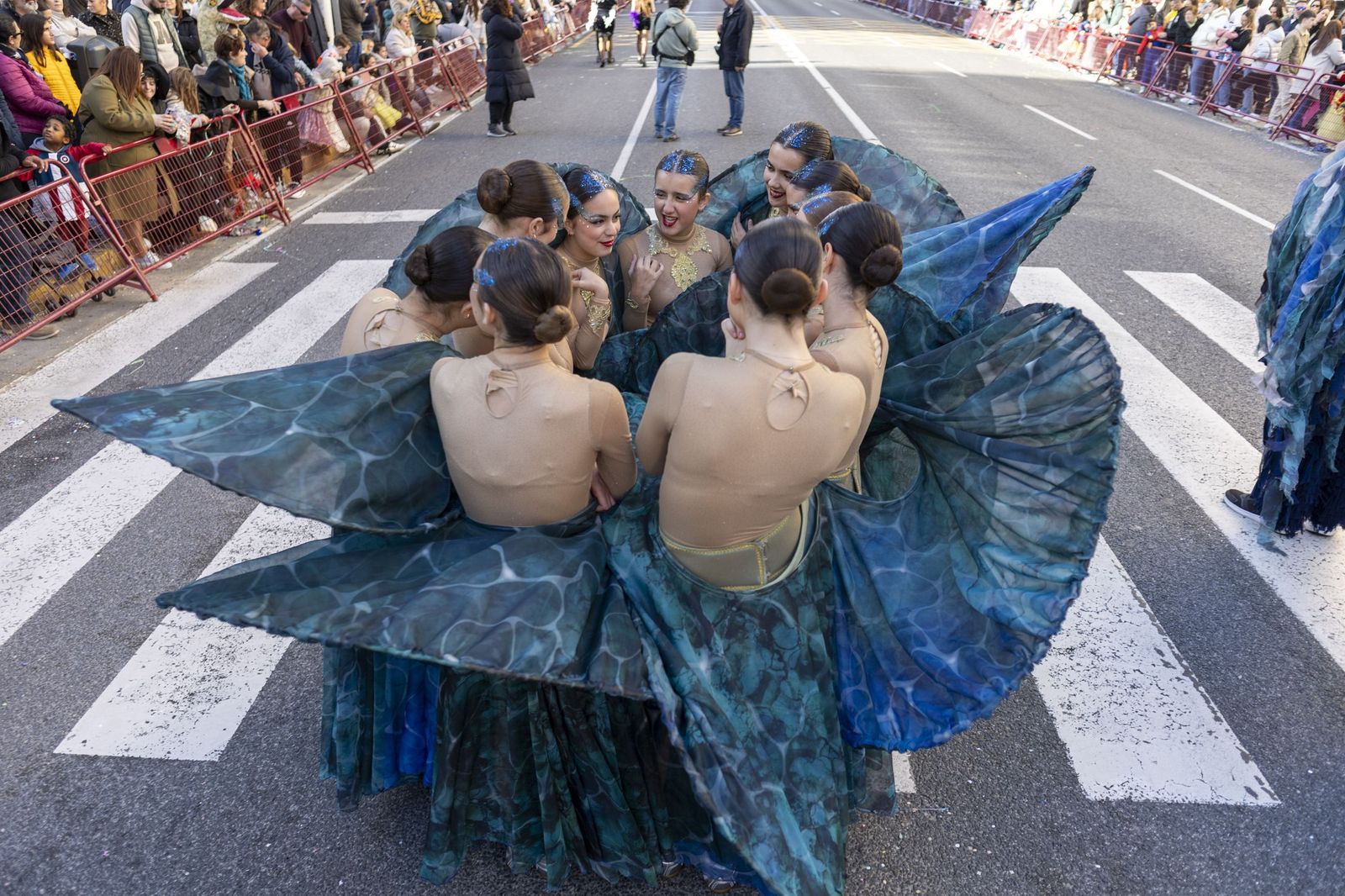 Las mejores imágenes de la Cabalgata del Carnaval de Cádiz 2026