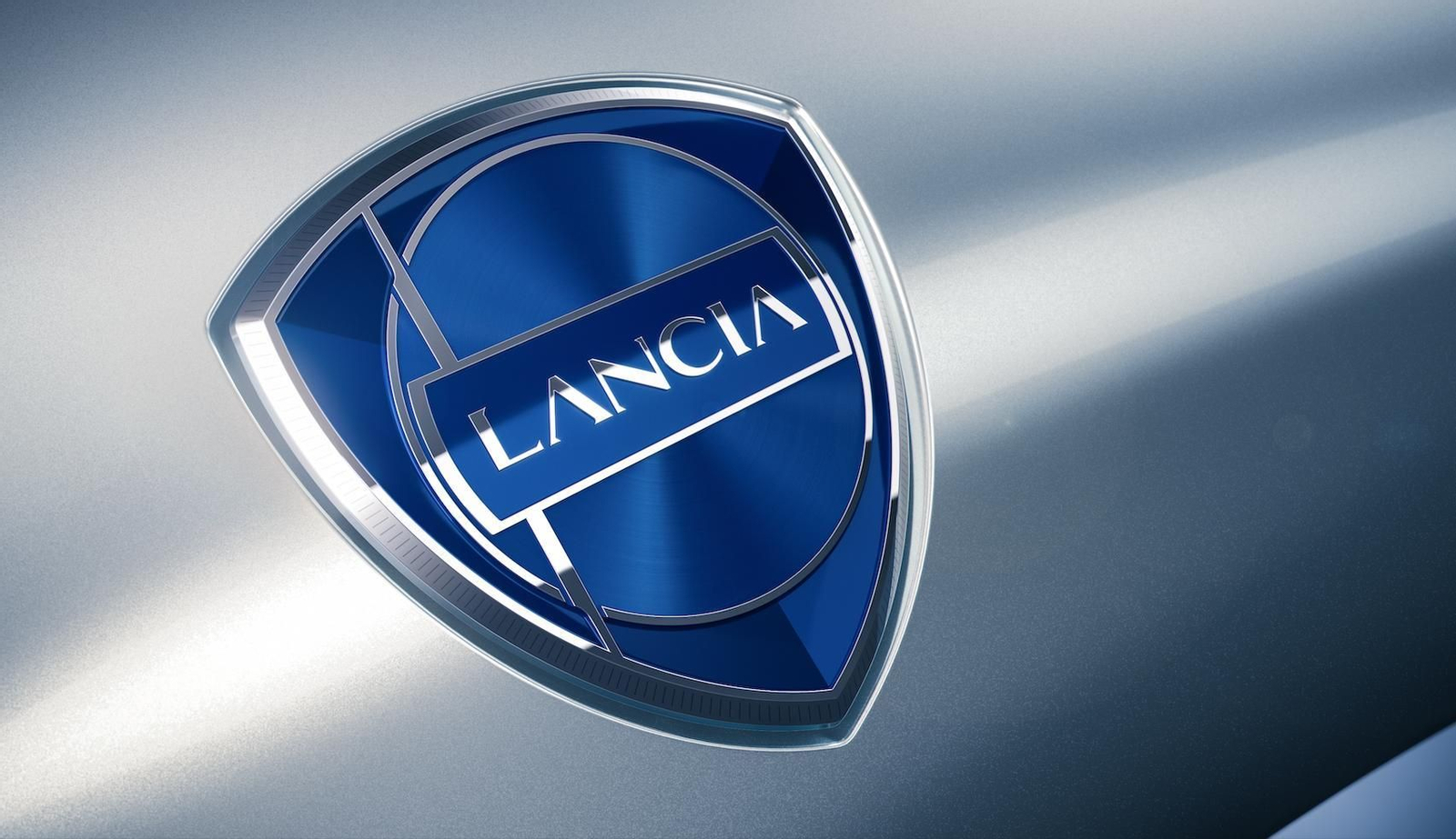 Lancia vuelve, otra vez, a renacer