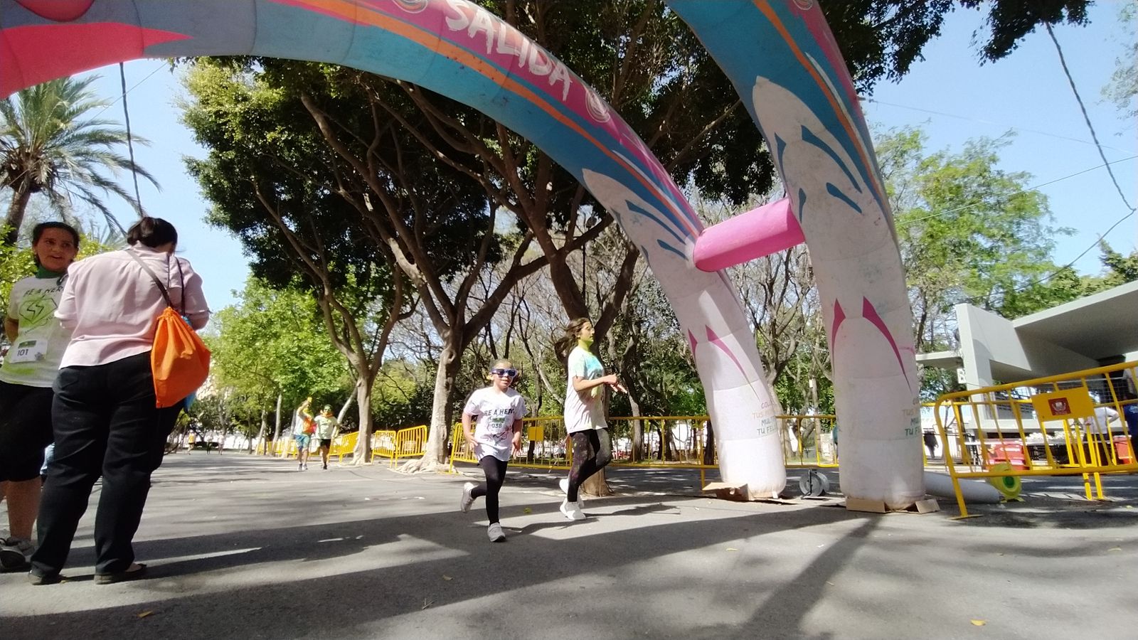 Las imágenes de la Carrera de la Felicidad en San Fernando