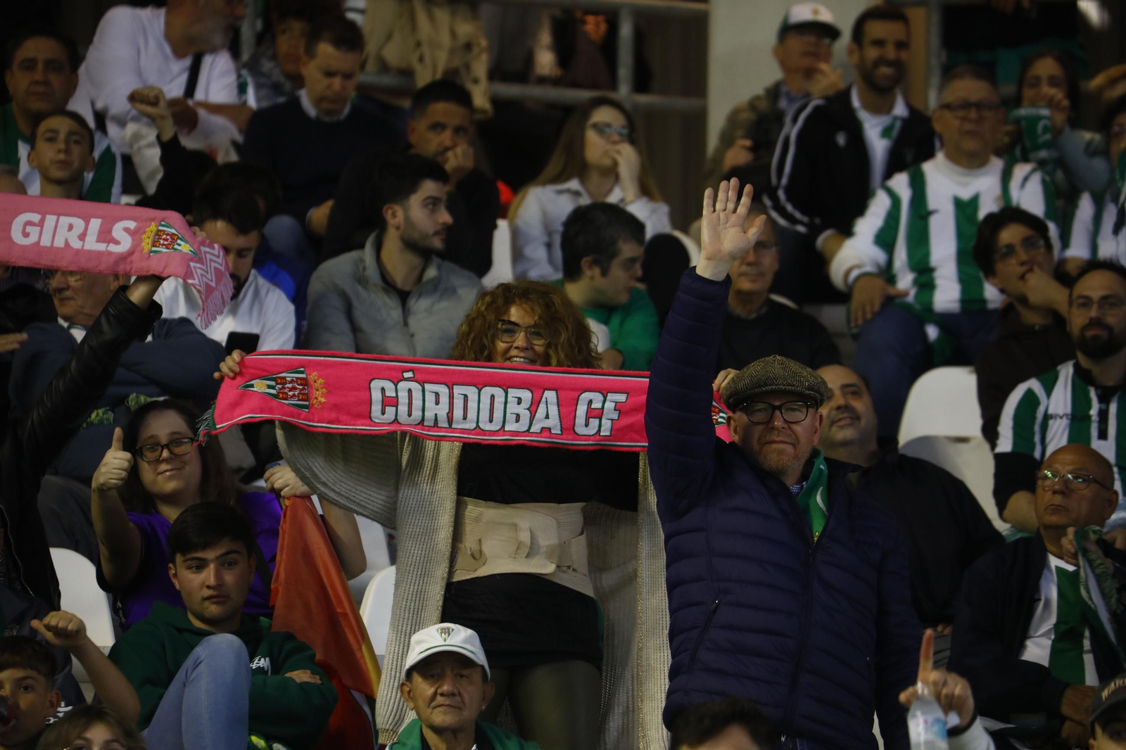 Las mejores fotos del ambiente en el Córdoba CF - Zaragoza en El Arcángel
