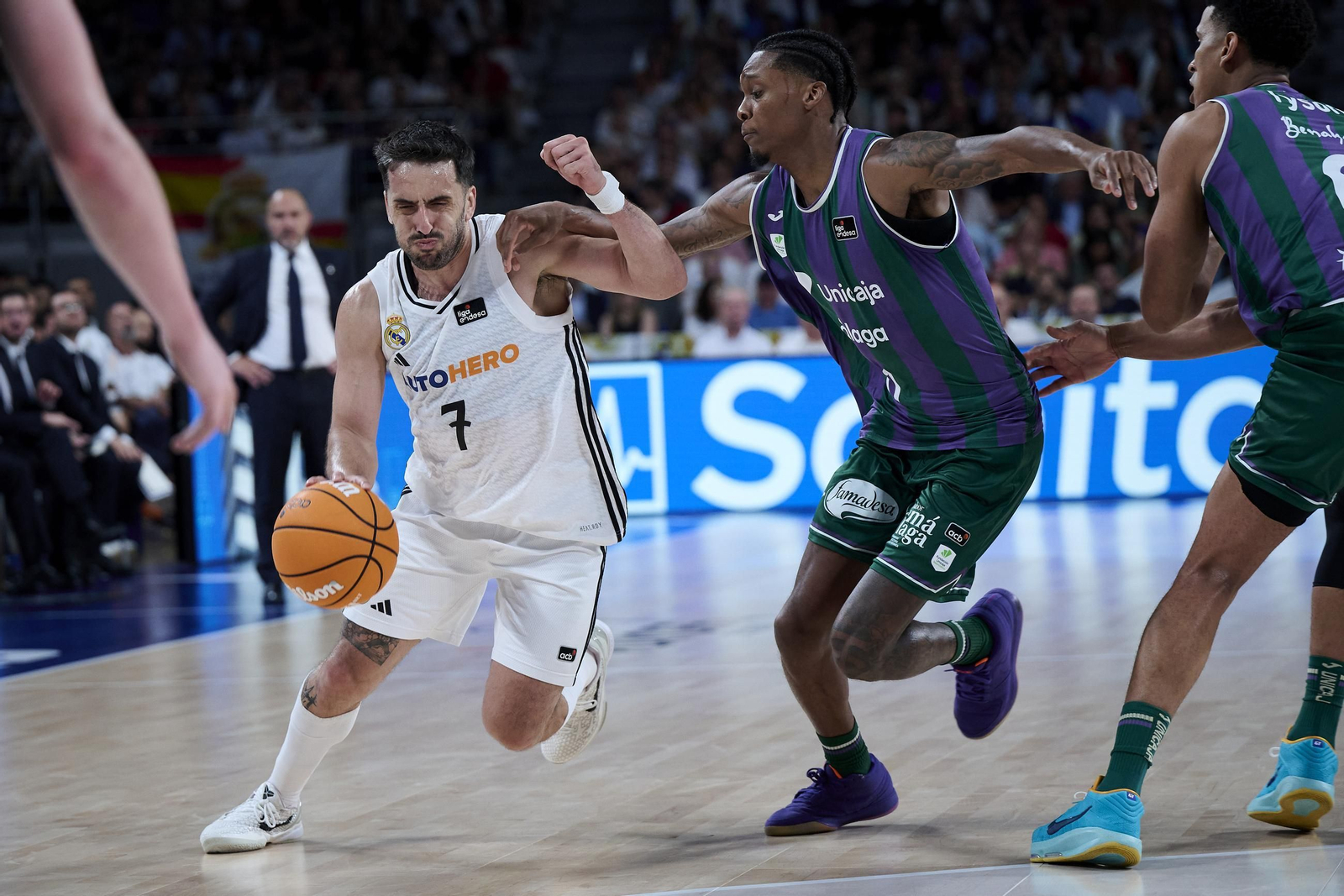 Melvin Ejim, sus cuatro años y seis títulos en Málaga