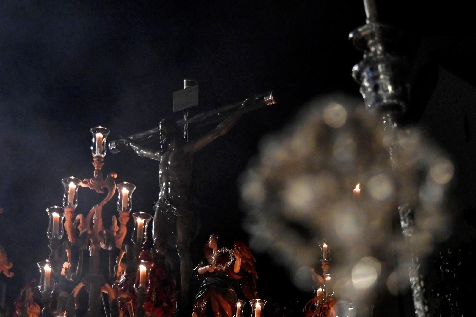 El vía crucis del Cristo de la Providencia, en imágenes