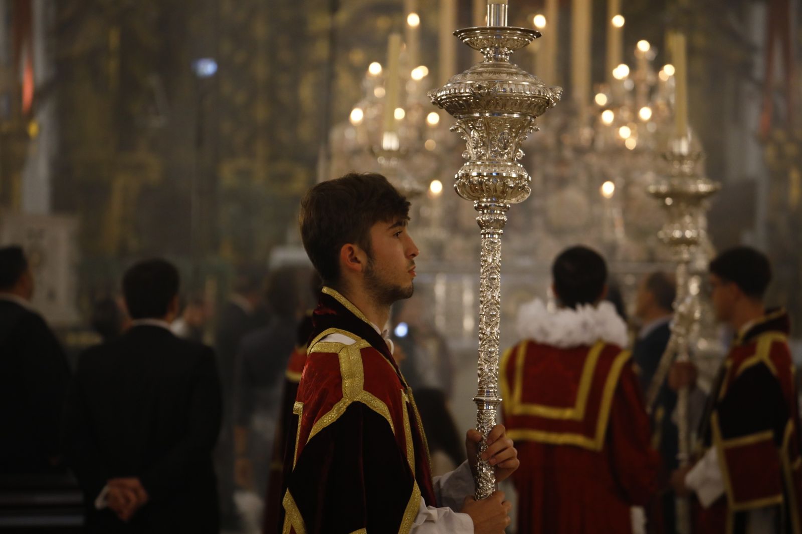 La procesión de la Virgen del Amparo de Córdoba, en imágenes