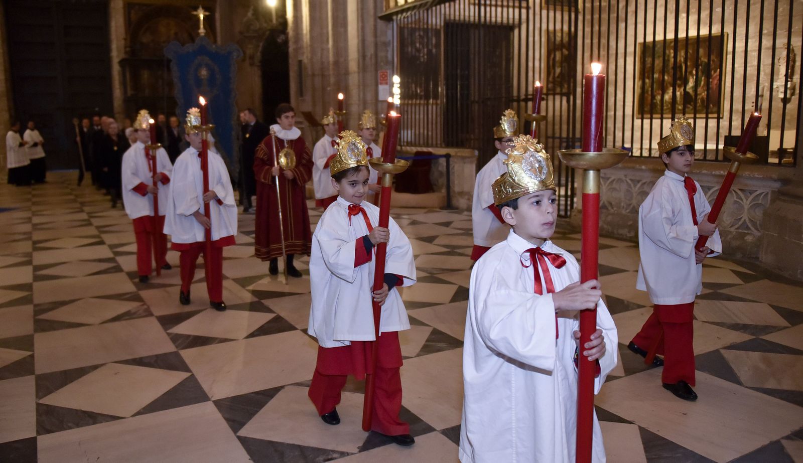 La misa en la Catedral por la Festividad de la Inmaculada, en imágenes