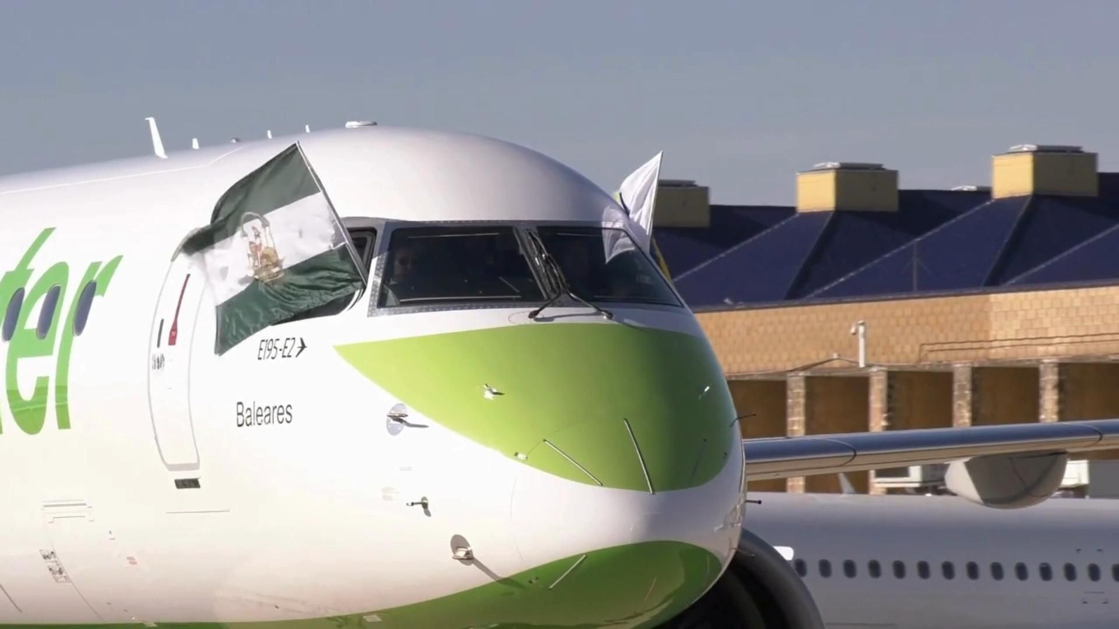 Imágenes del primer vuelo a Sevilla