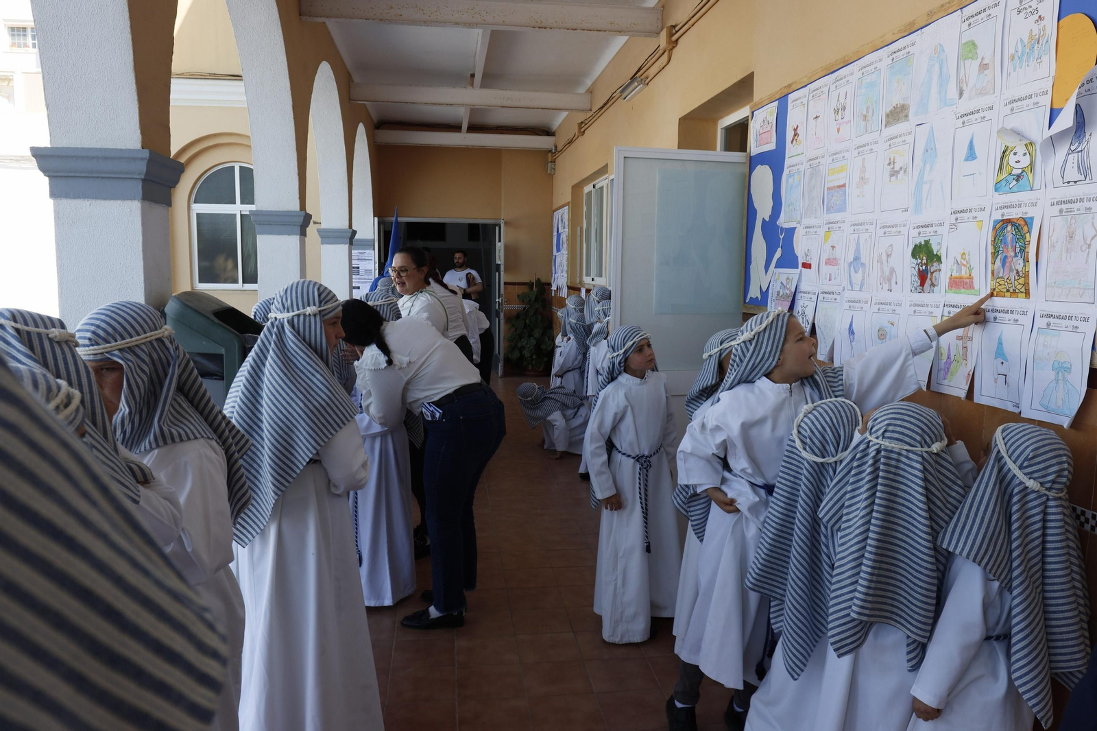 Imagenes de la salida de la Borriquita en la Semana Santa de Chiclana 2025