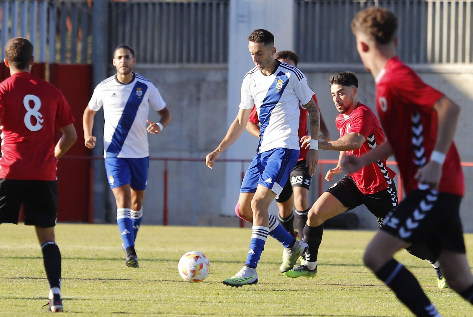 Imágenes del partido entre el Cartaya y el Recreativo de Huelva