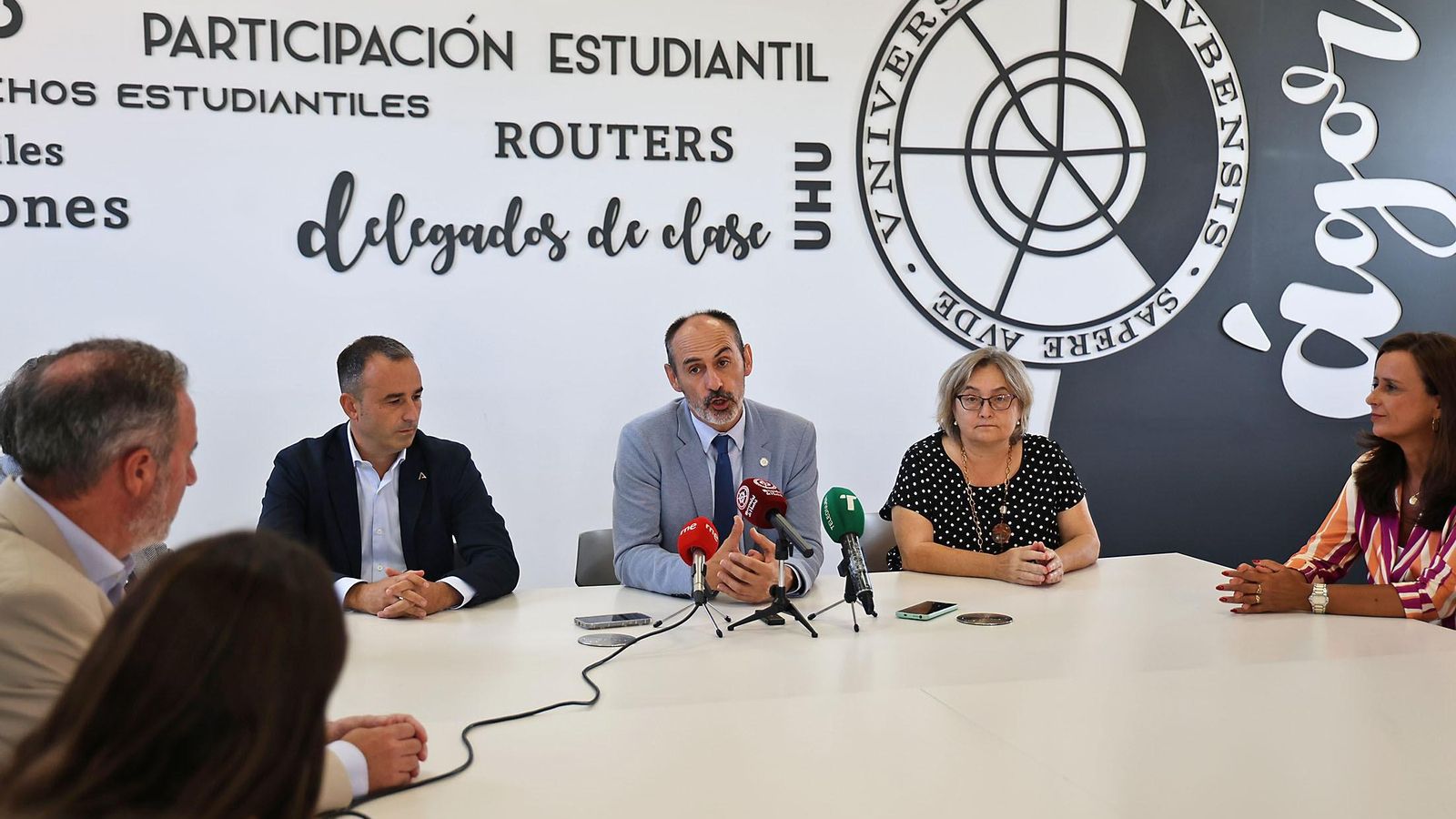 El rector, José Rodríguez Quintero, el pasado miércoles en la inauguración de los nuevos grados en Física y Geología Dual.