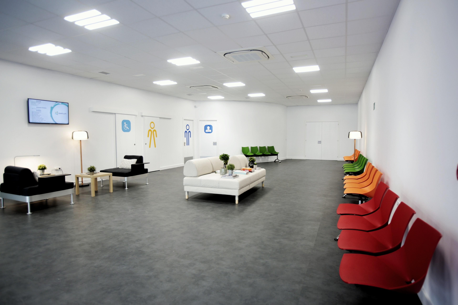 Centro de diálisis Avericum en Cádiz.