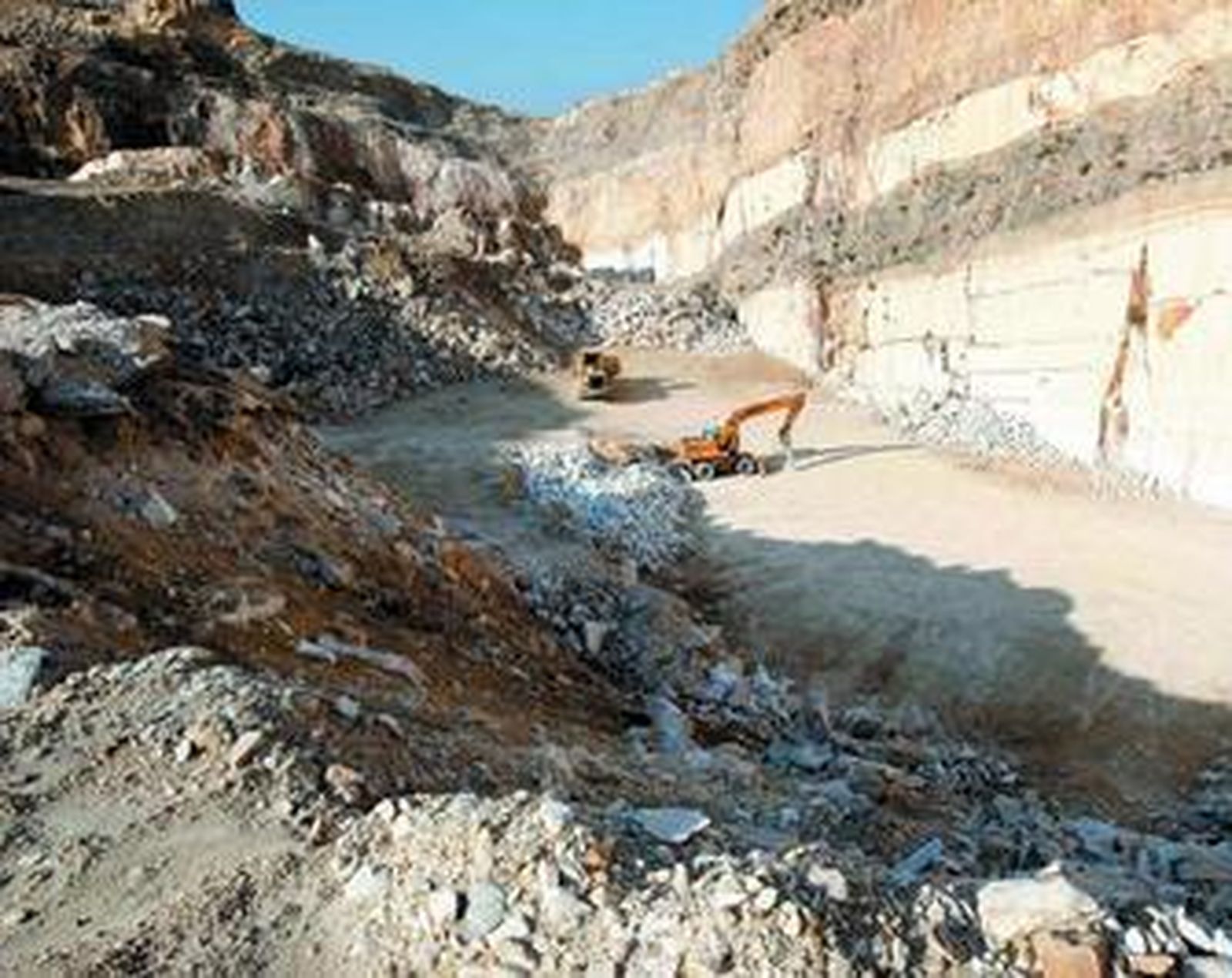 A pesar de la coyuntura económica, el mármol almeriense pisa fuerte con la vista puesta en el exterior.