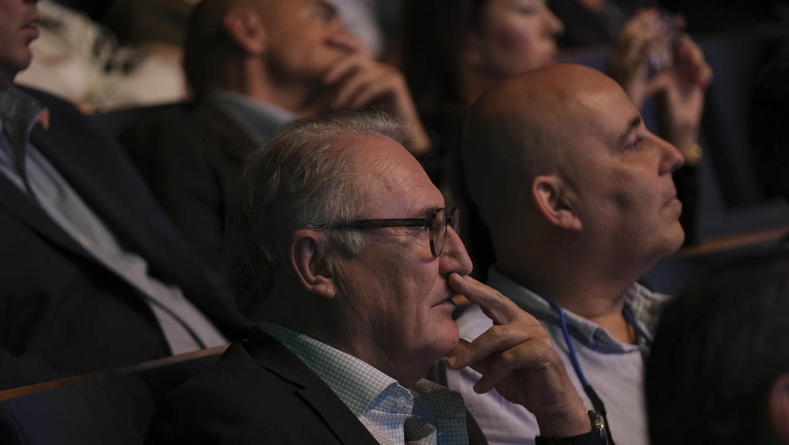 Las imágenes del 'Foro, Agricultura, Agua y Futuro en Andalucía' organizado por el PP