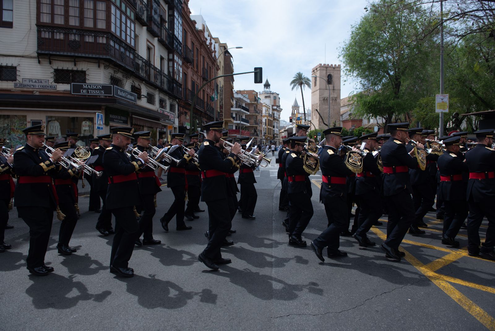 La Hermandad de La Exaltación, en imágenes