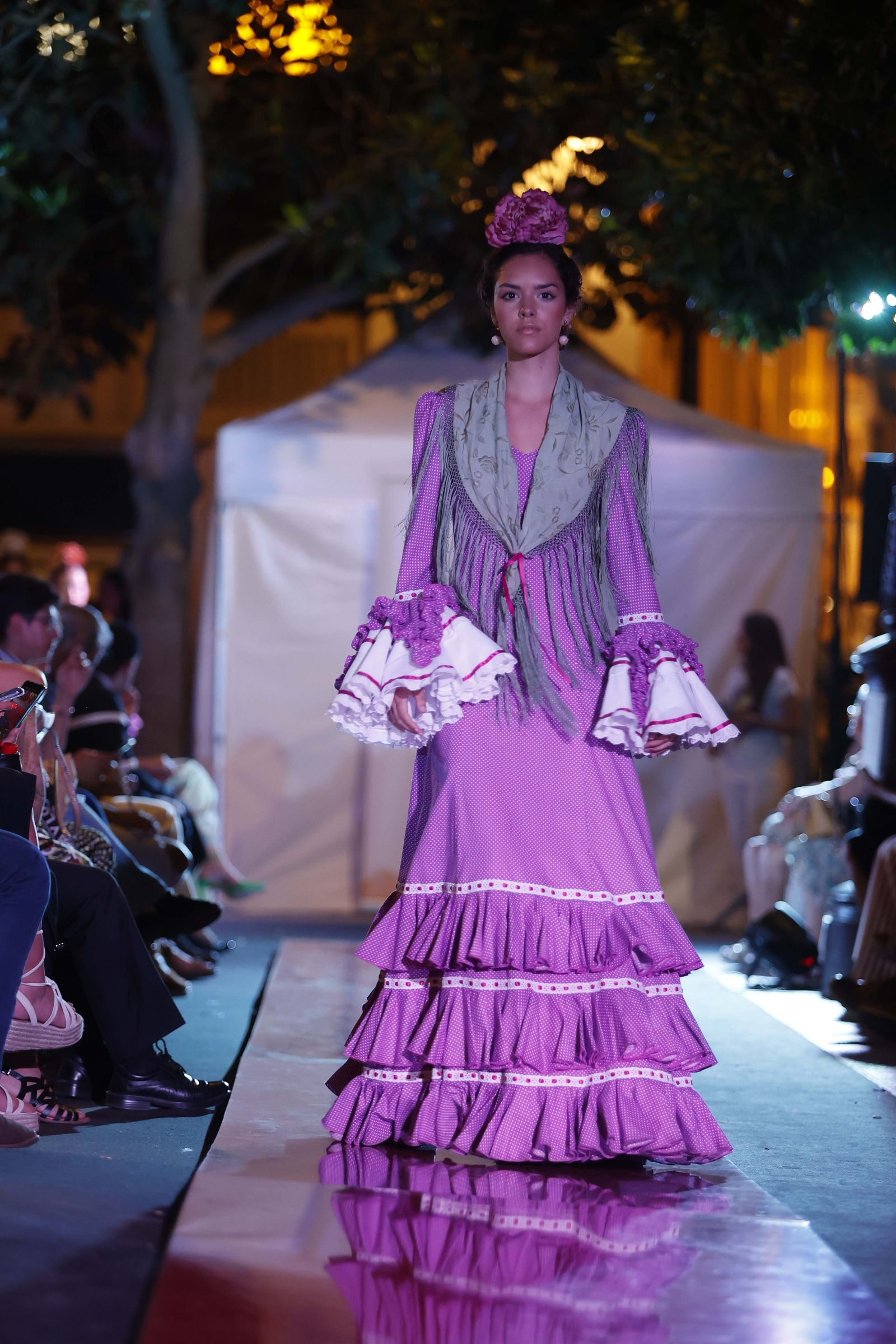 Las imágenes del Desfile de Jóvenes Diseñadores en la Plaza de la Magdalena