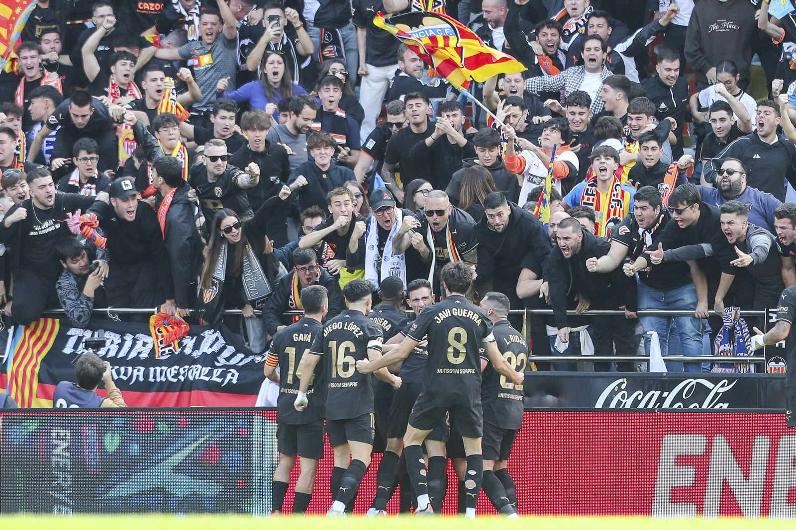 Las fotos del emotivo Valencia - Betis