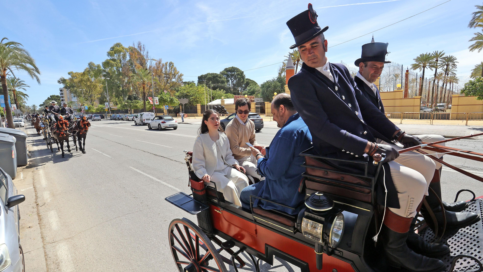 'Los carruajes de la integración' con jóvenes de Cedown y Aspanido por Jerez