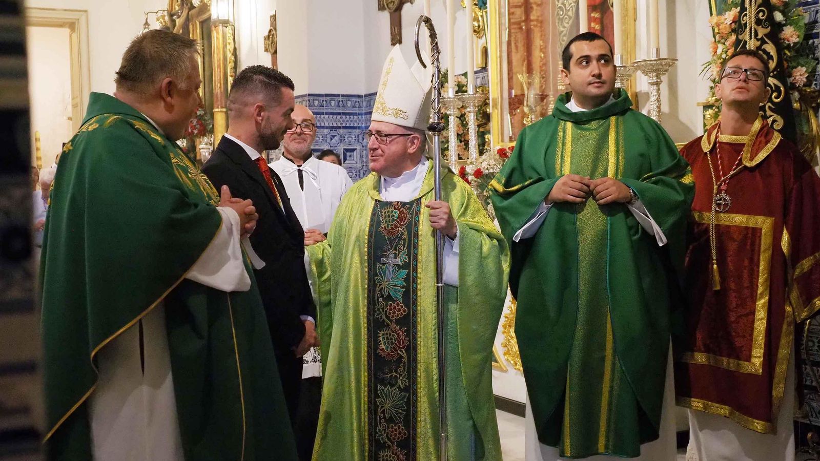 Momentos previos a la procesión.