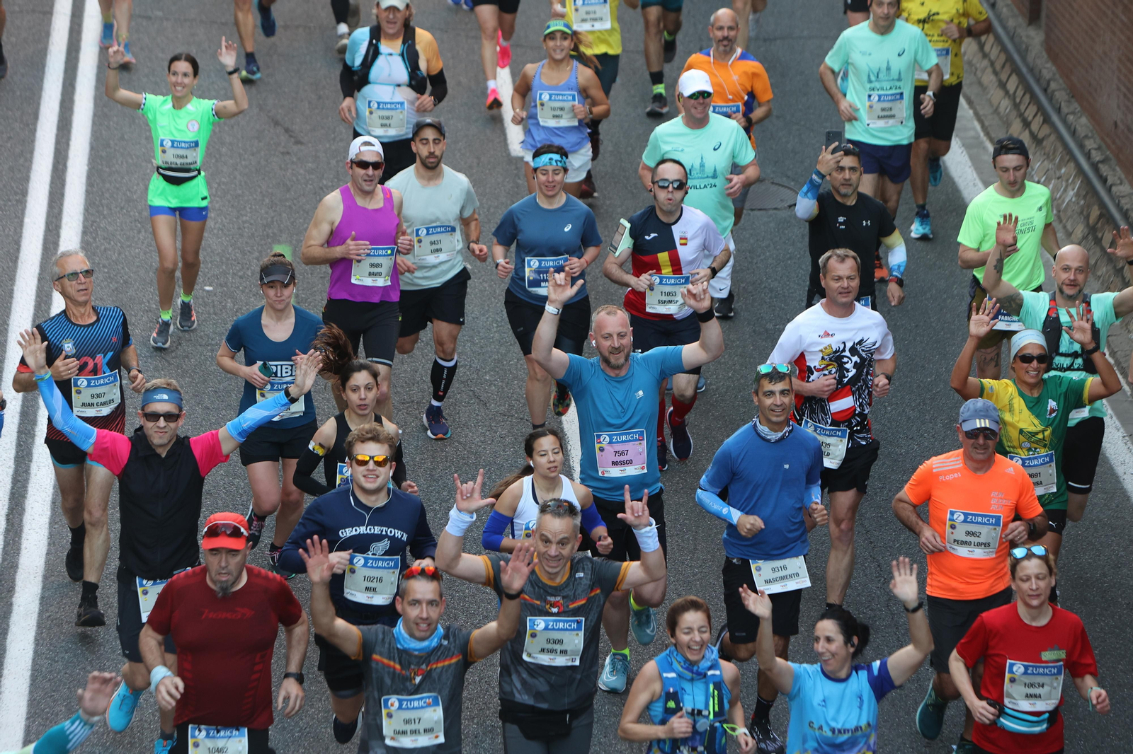 Búscate en la Zurich maratón de Sevilla