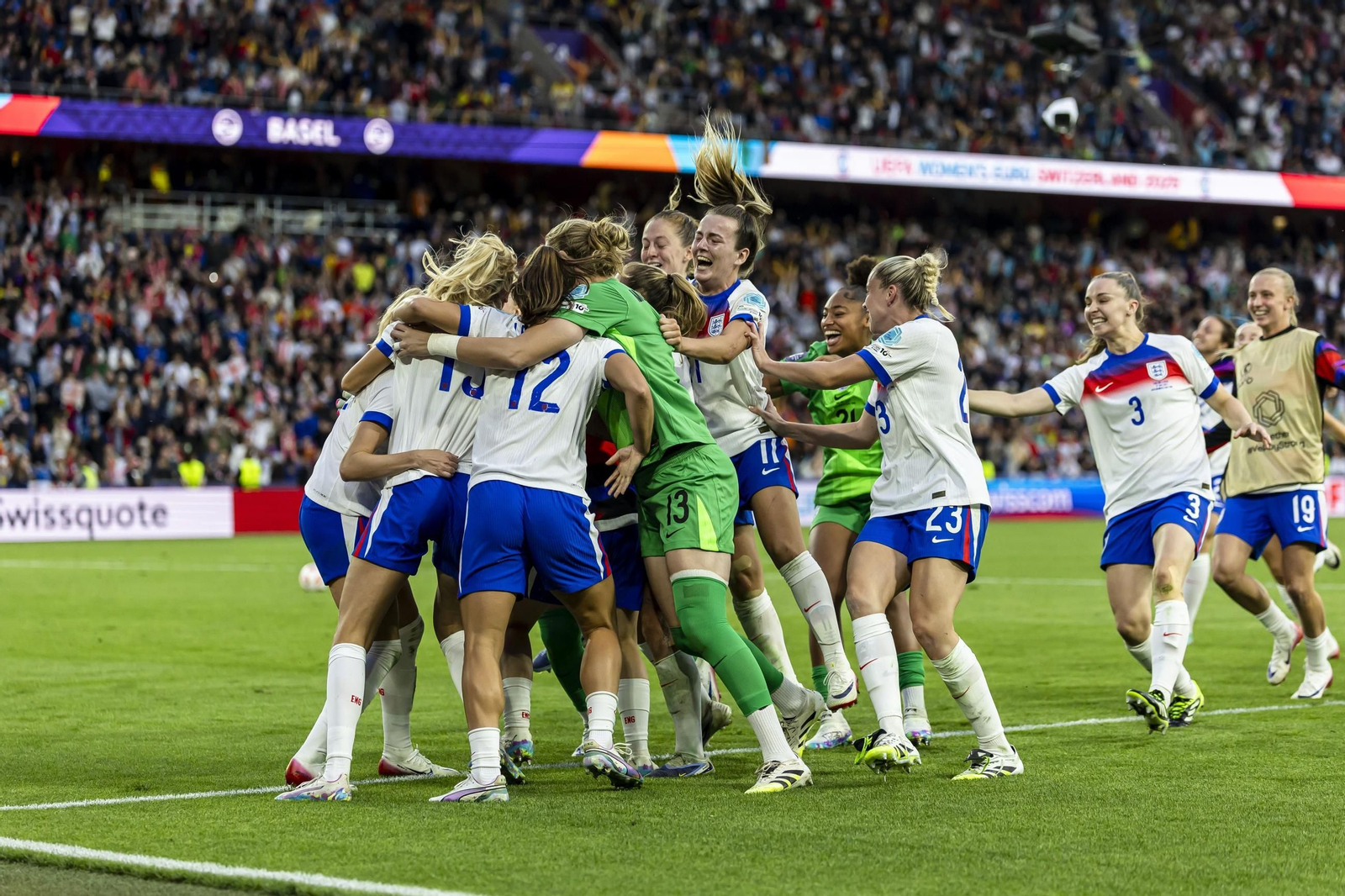 Las mejores imágenes de la final España - Inglaterra de la Eurocopa femenina