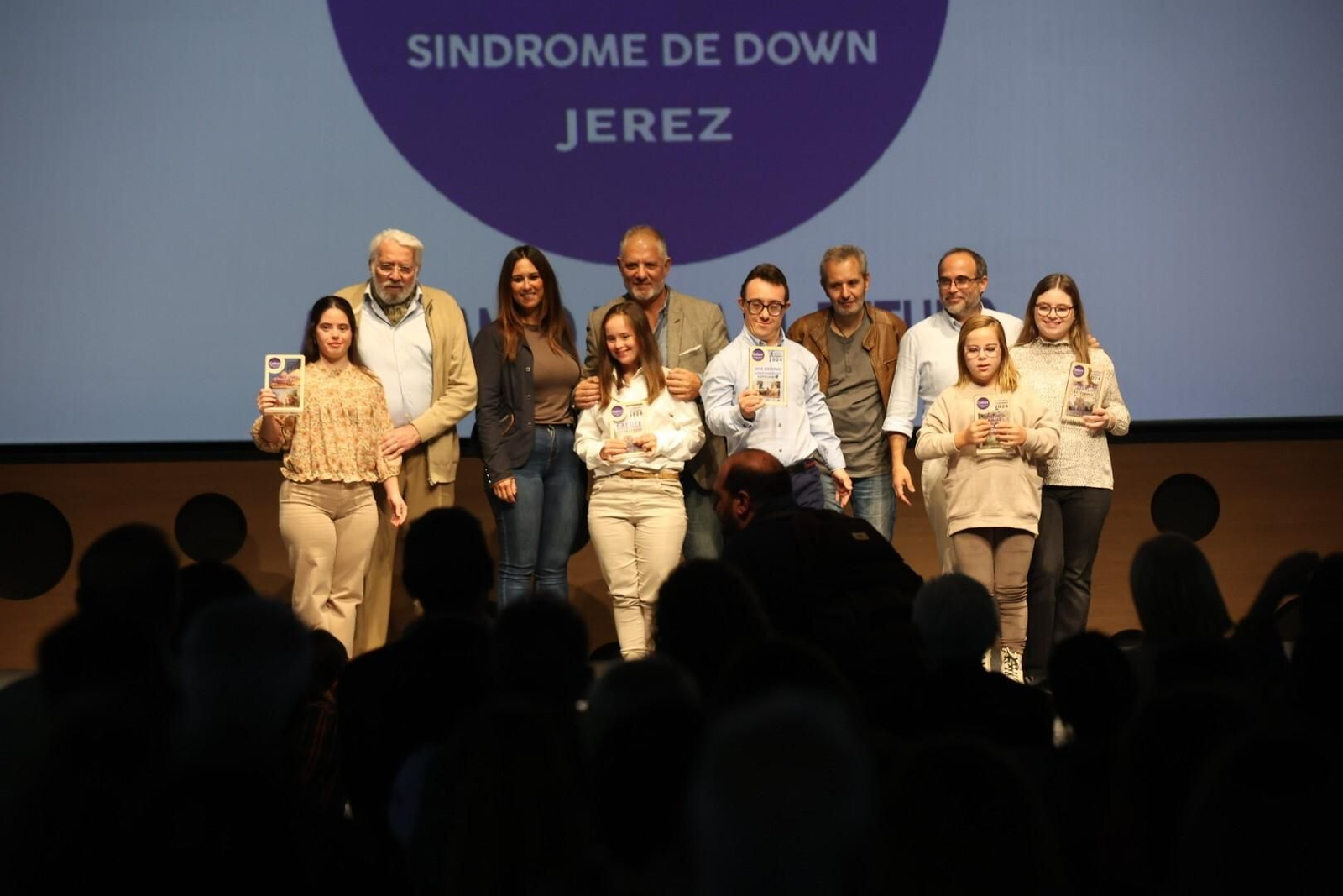 Presentación del calendario solidario de Cedown 2024